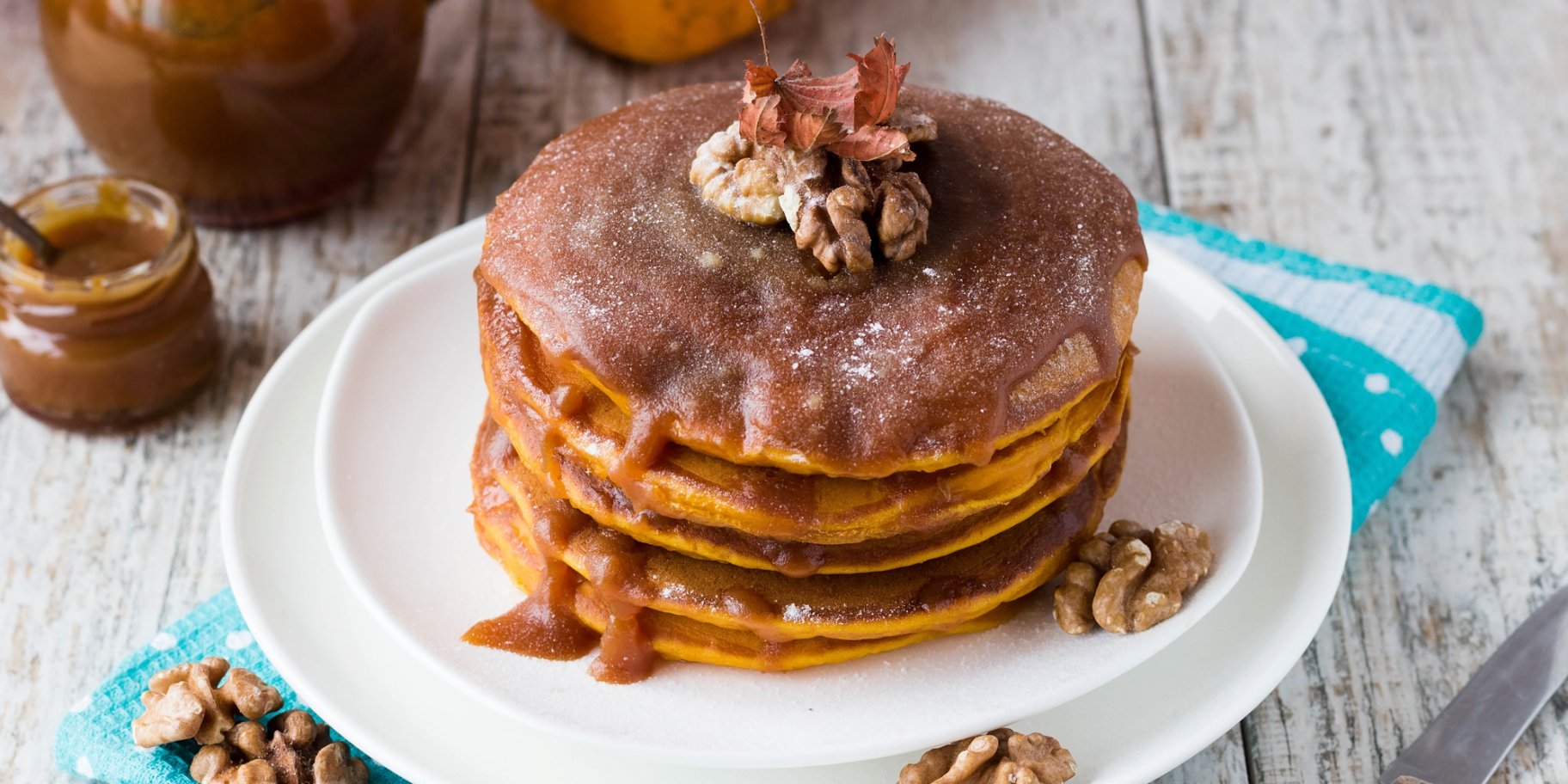 Бананові млинці з карамеллю