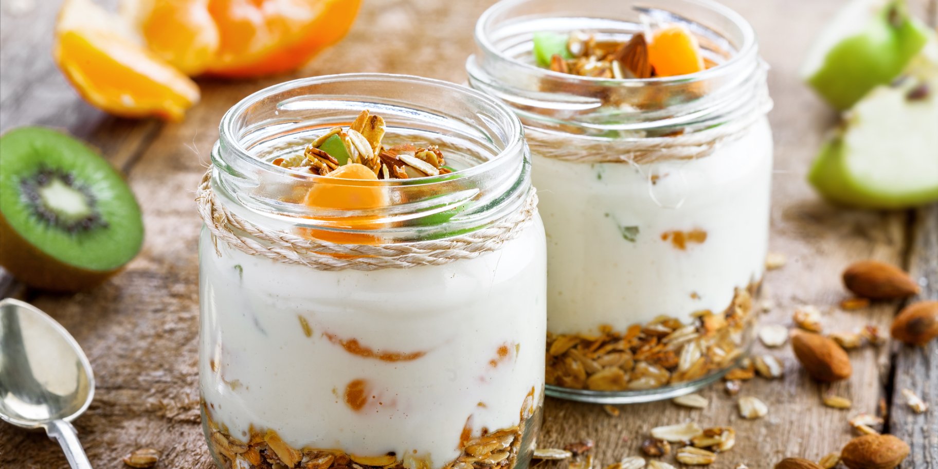 Цитрусове парфе з йогуртом