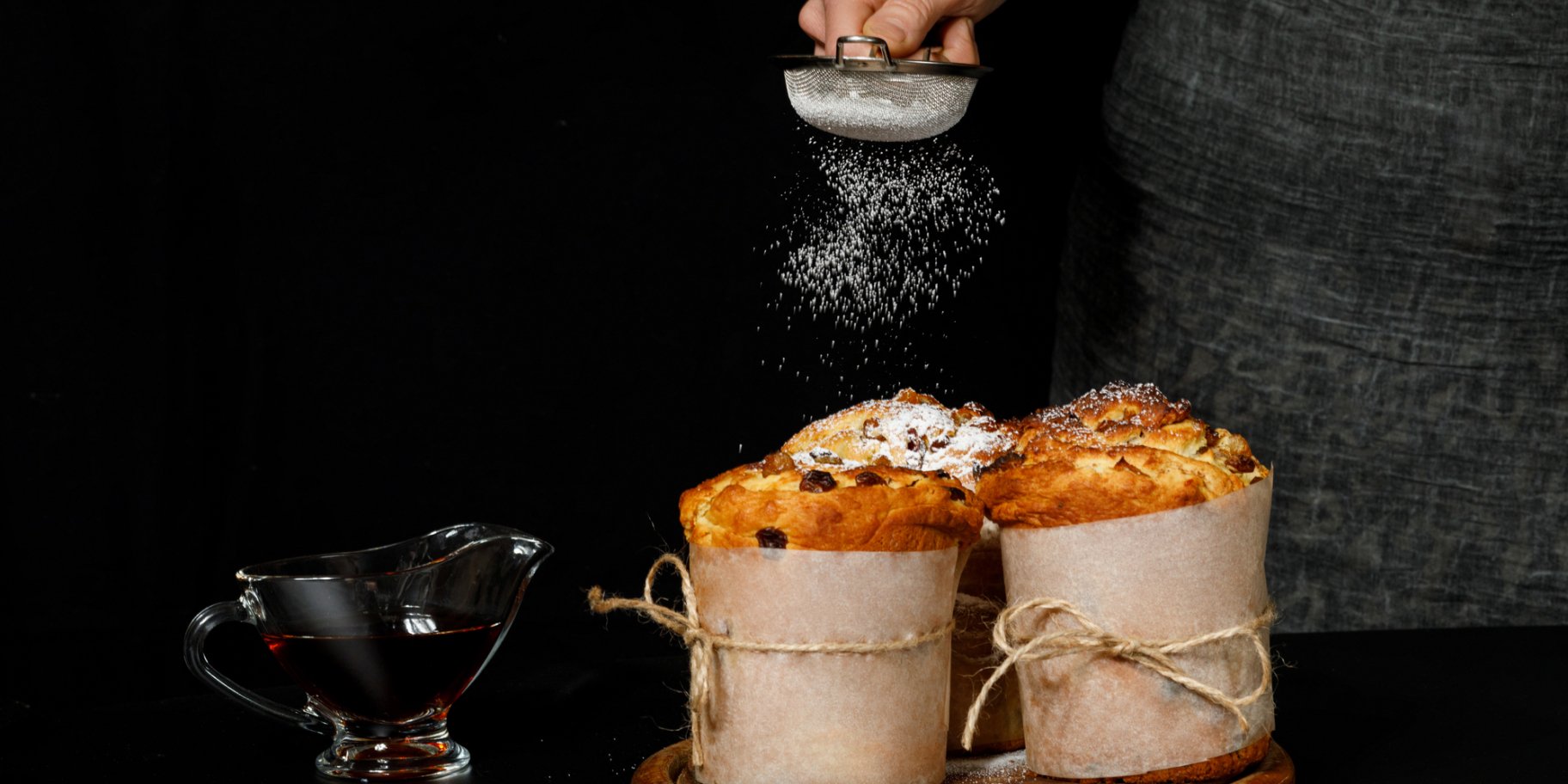 Паска на опарі з вимоченими у ромі родзинками