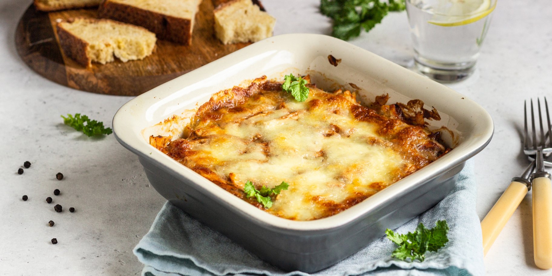 Запіканка з курятини з овочами і картоплею