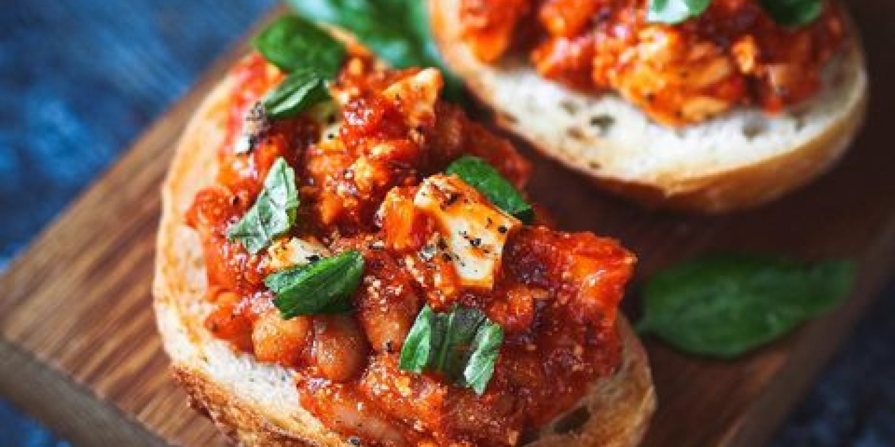 Канапка з квасолею