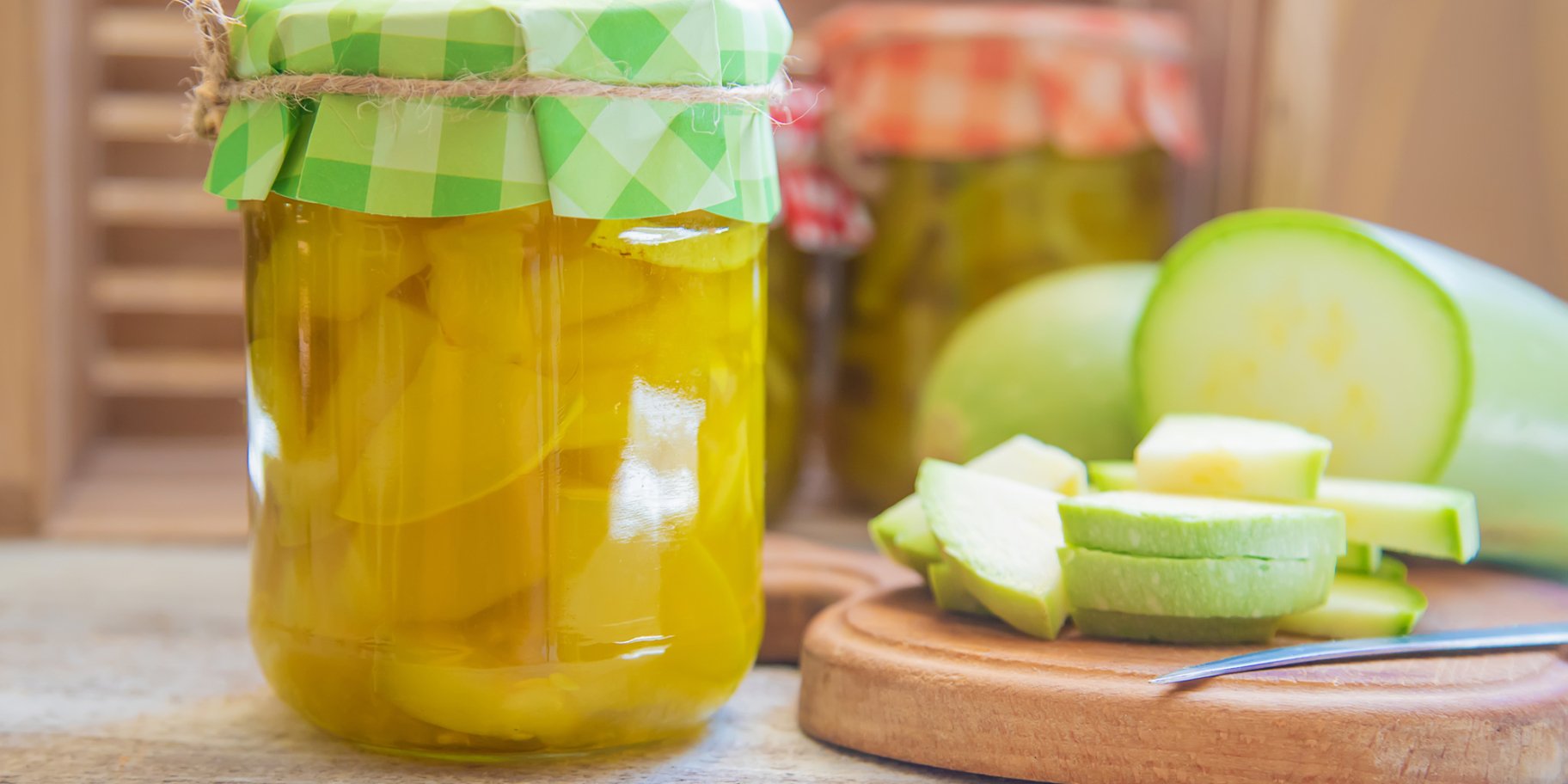 Консервовані ананаси із кабачків