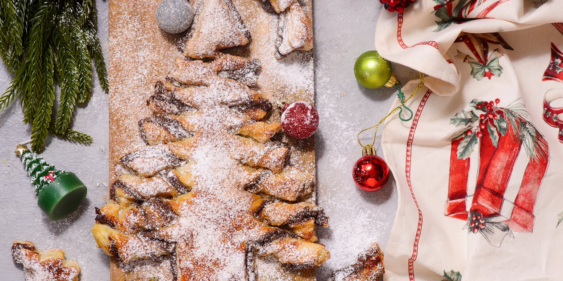 Ялинка з листкового тіста