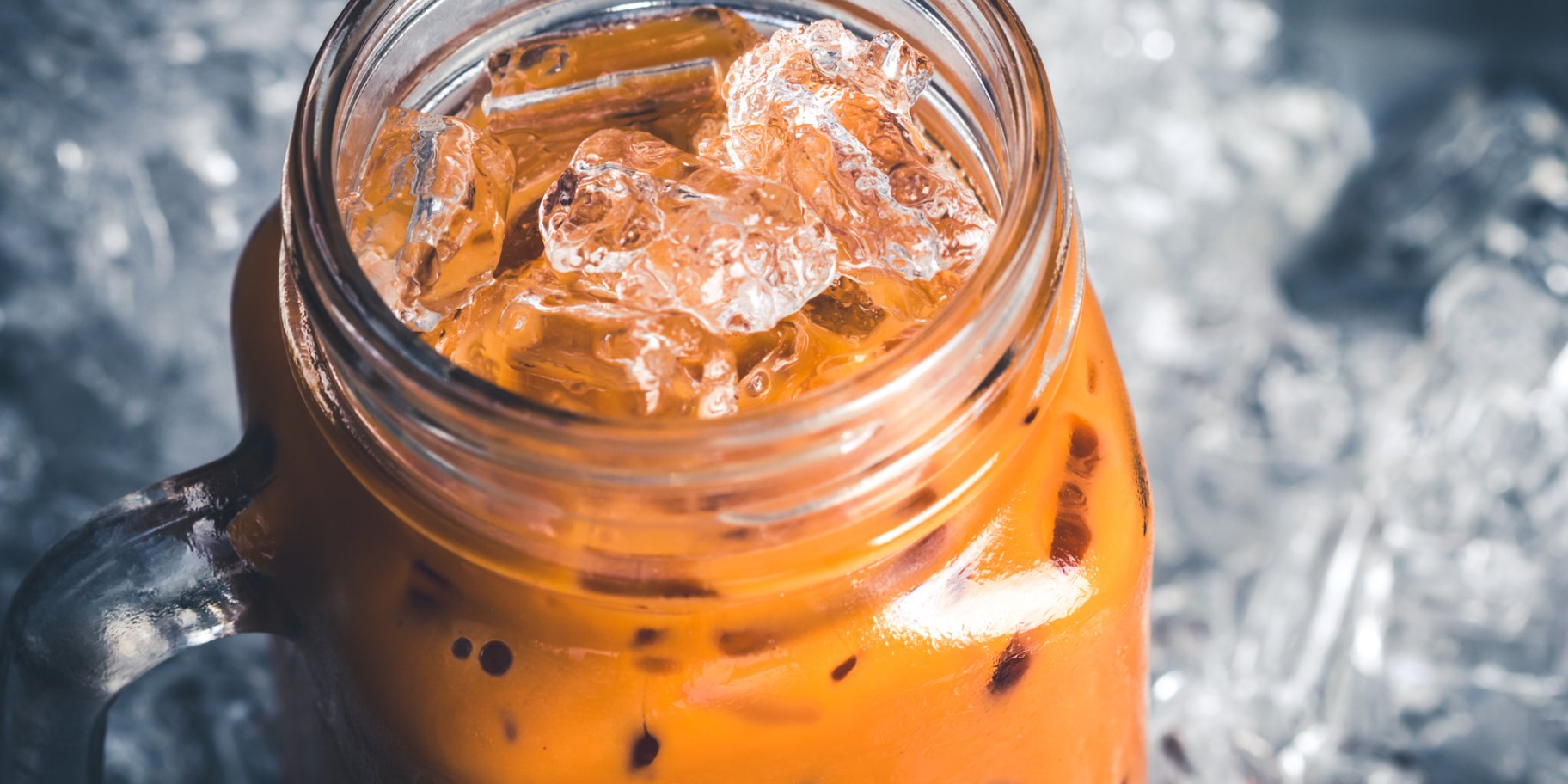 Солодкий гонконгський чай зі згущеним молоком