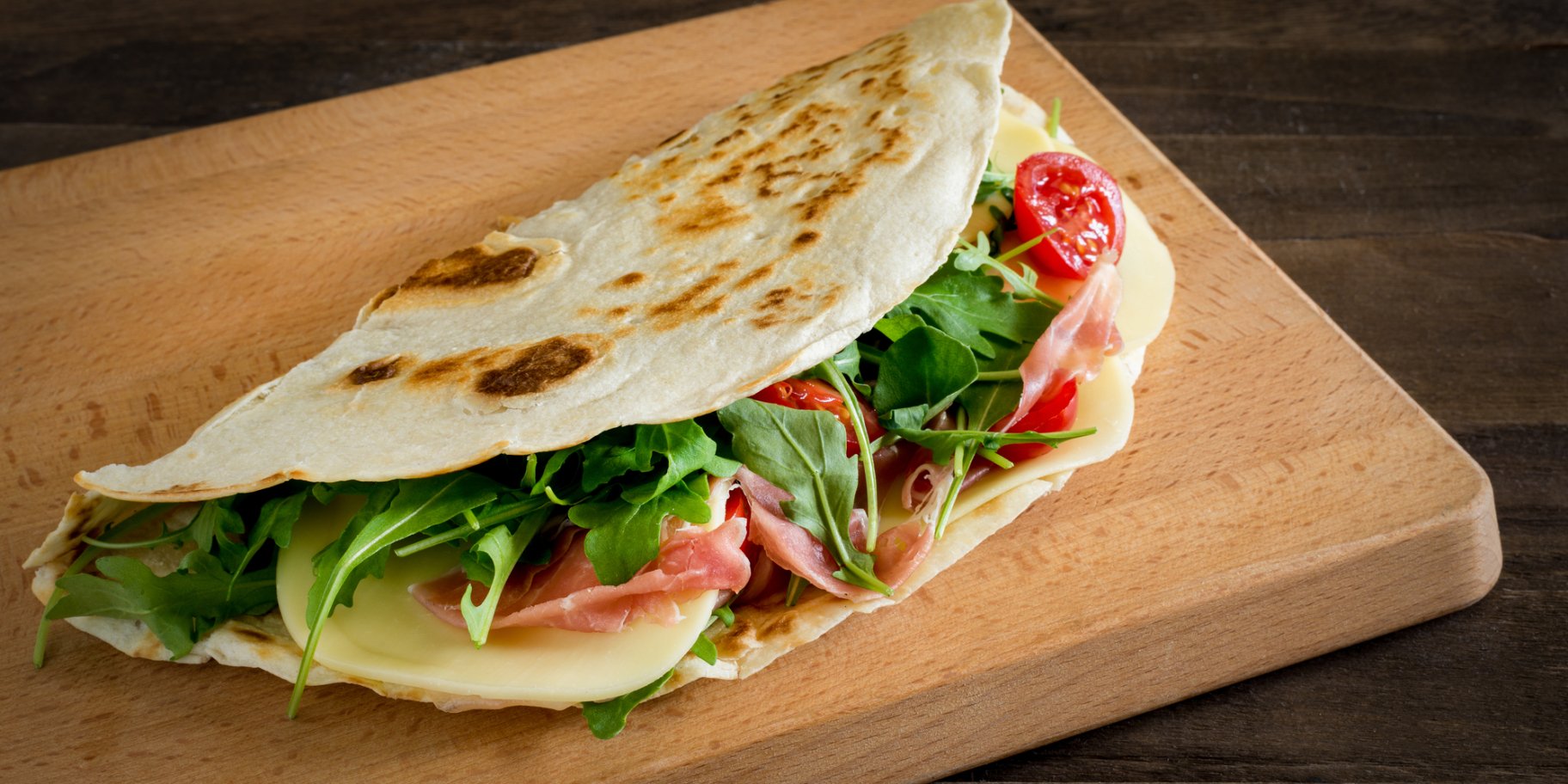 П'ядіна з прошуто та моцарелою