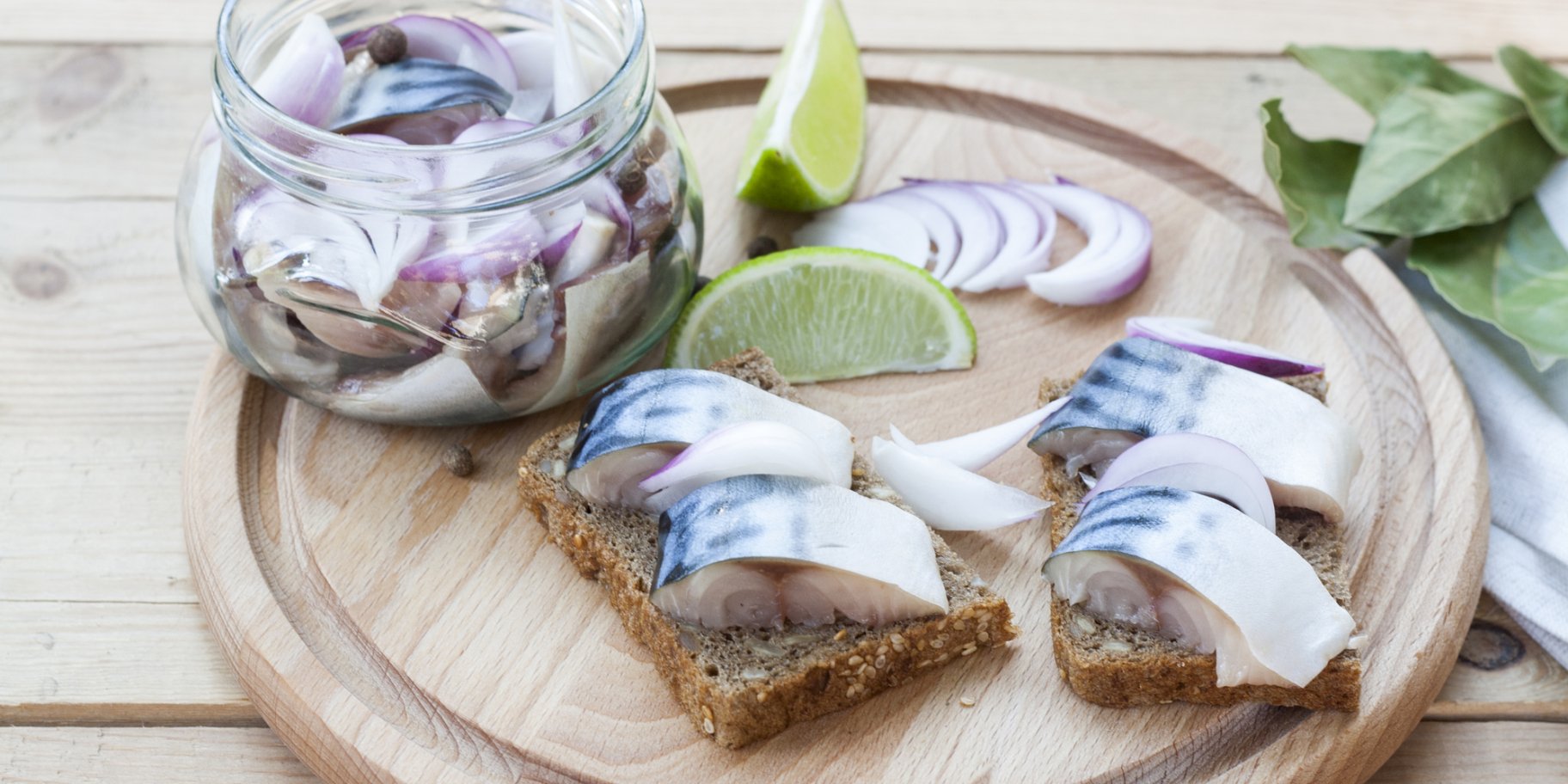 Скумбрія пряного посолу: рецепт