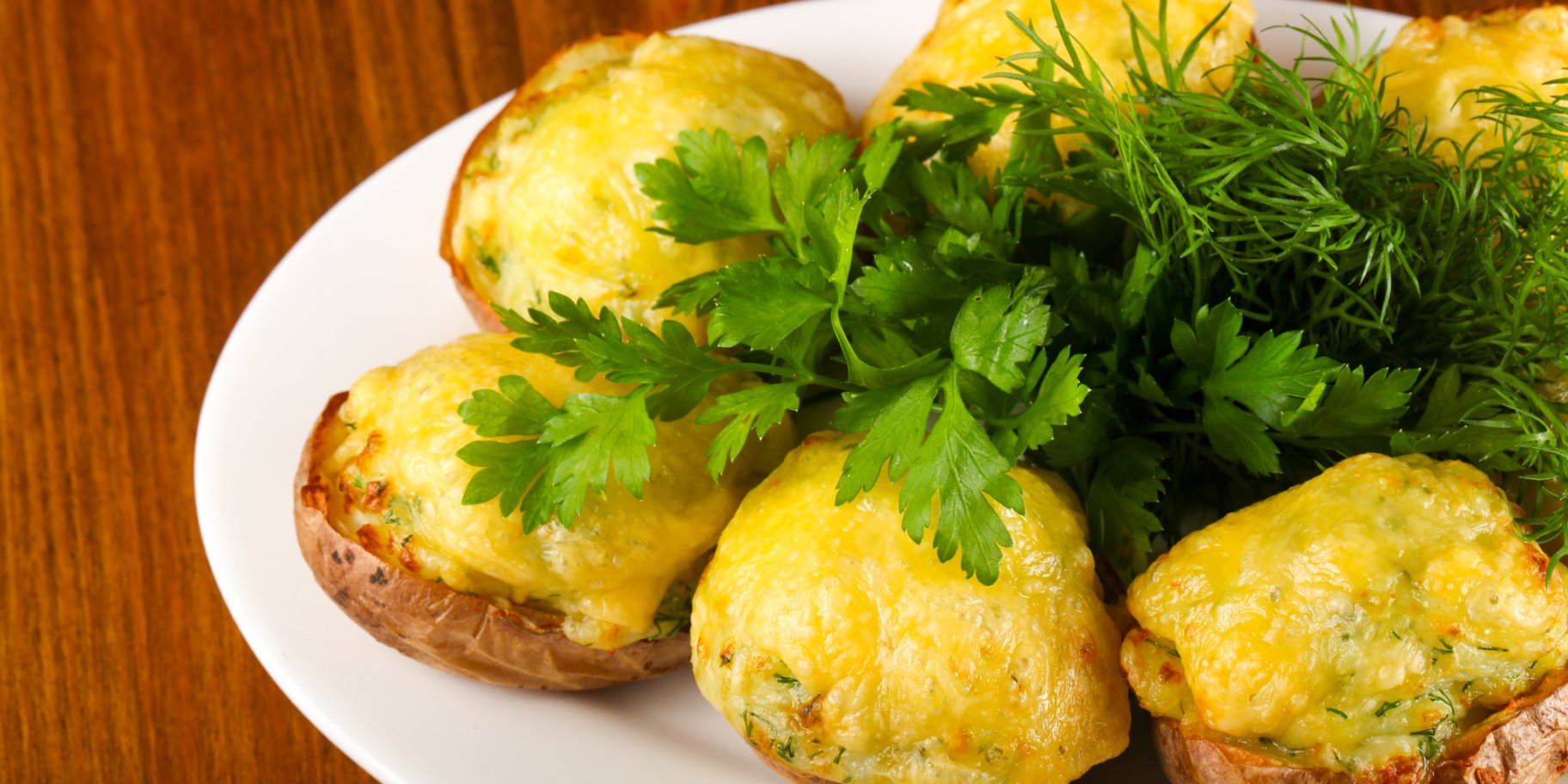 Фарширована запечена картопля