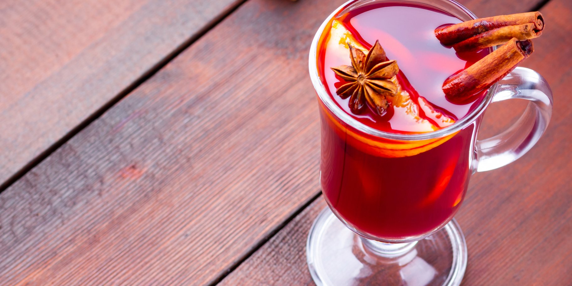 ягідний пунш з корицею