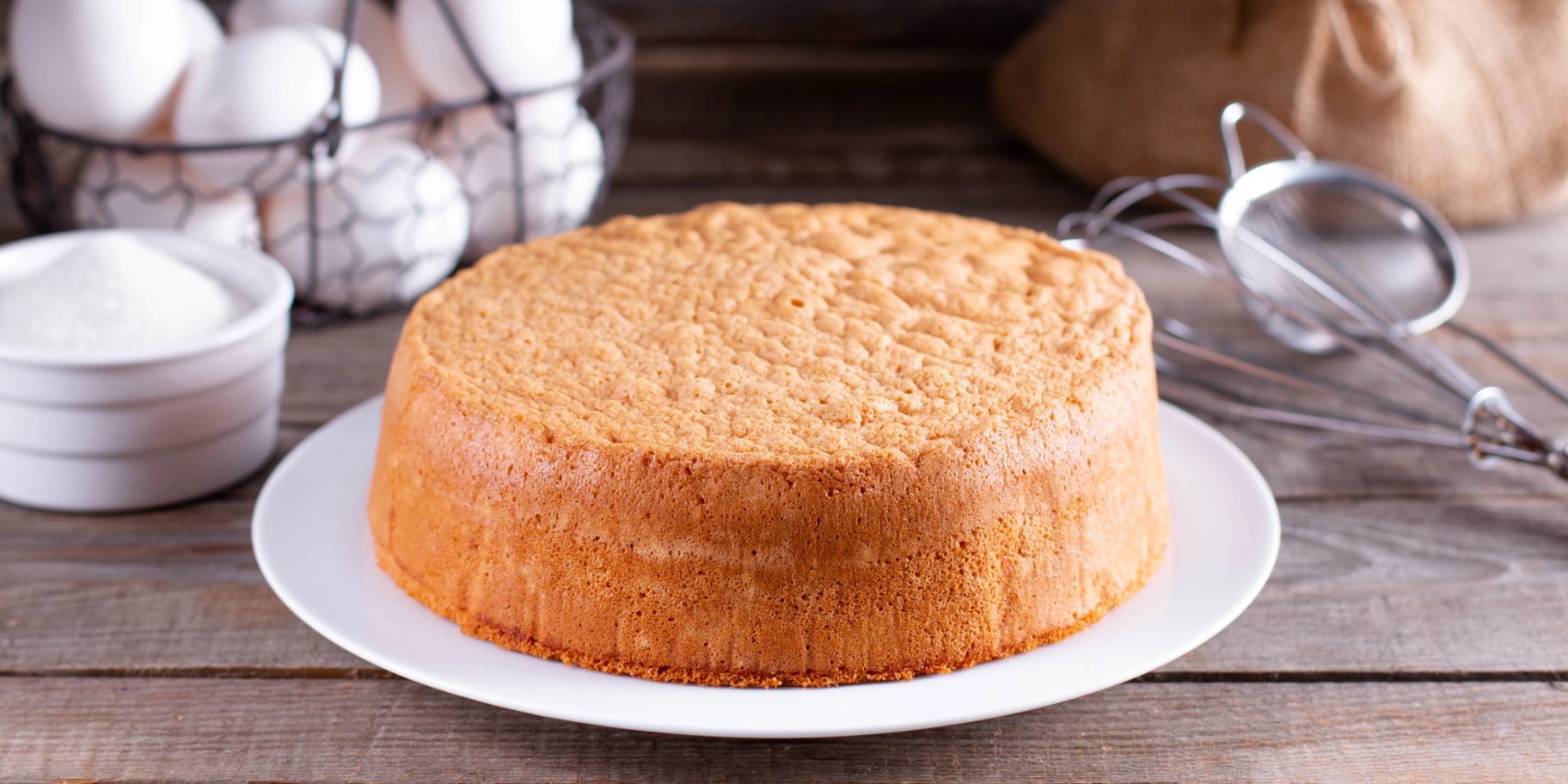 Бісквіт на гарячому молоці