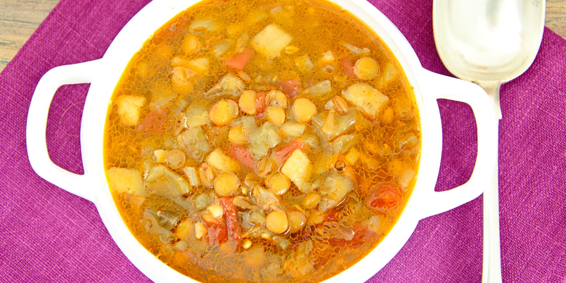 Гороховий суп з грибами