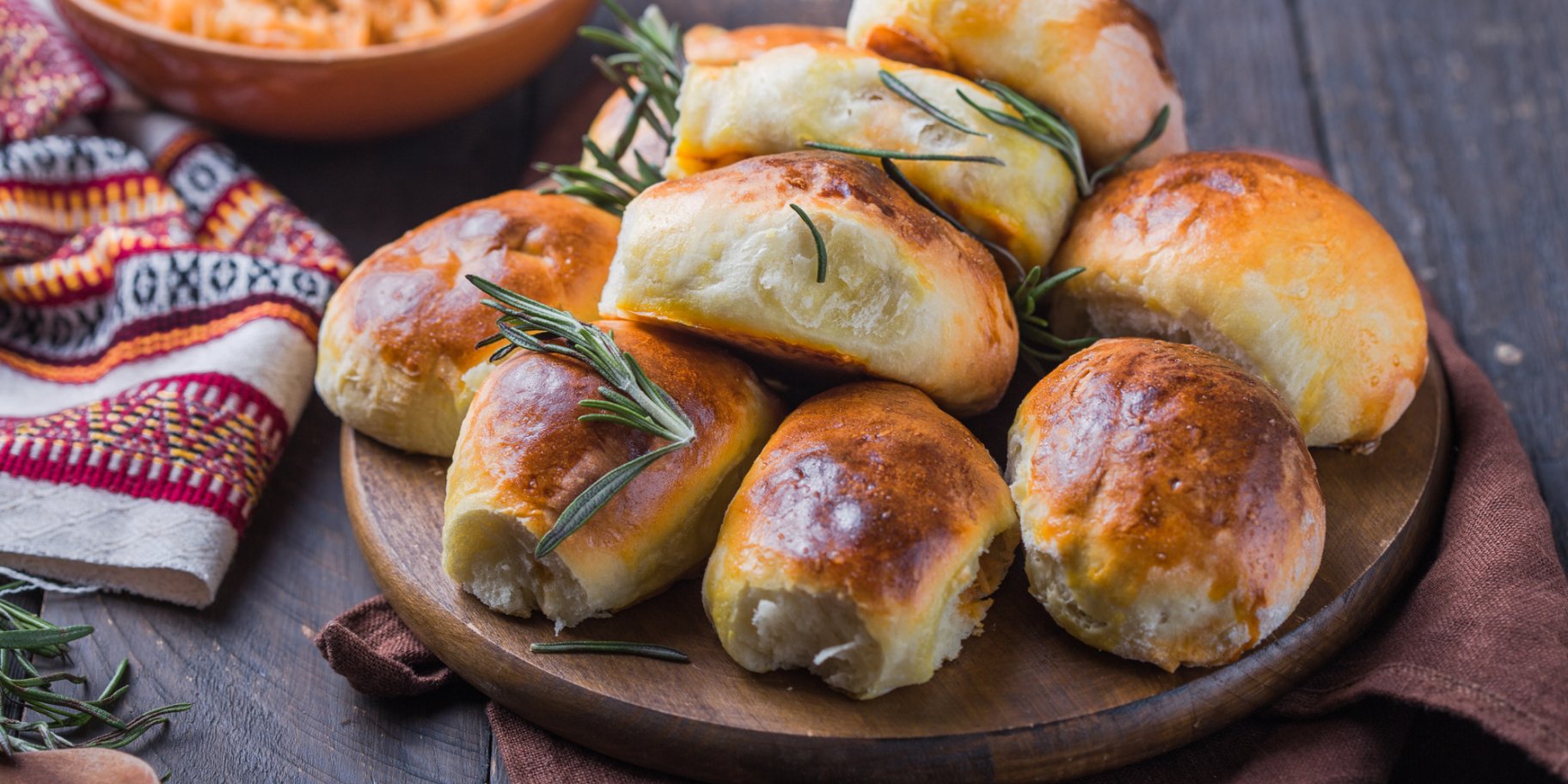 Пиріжки з капустою і м’ясом