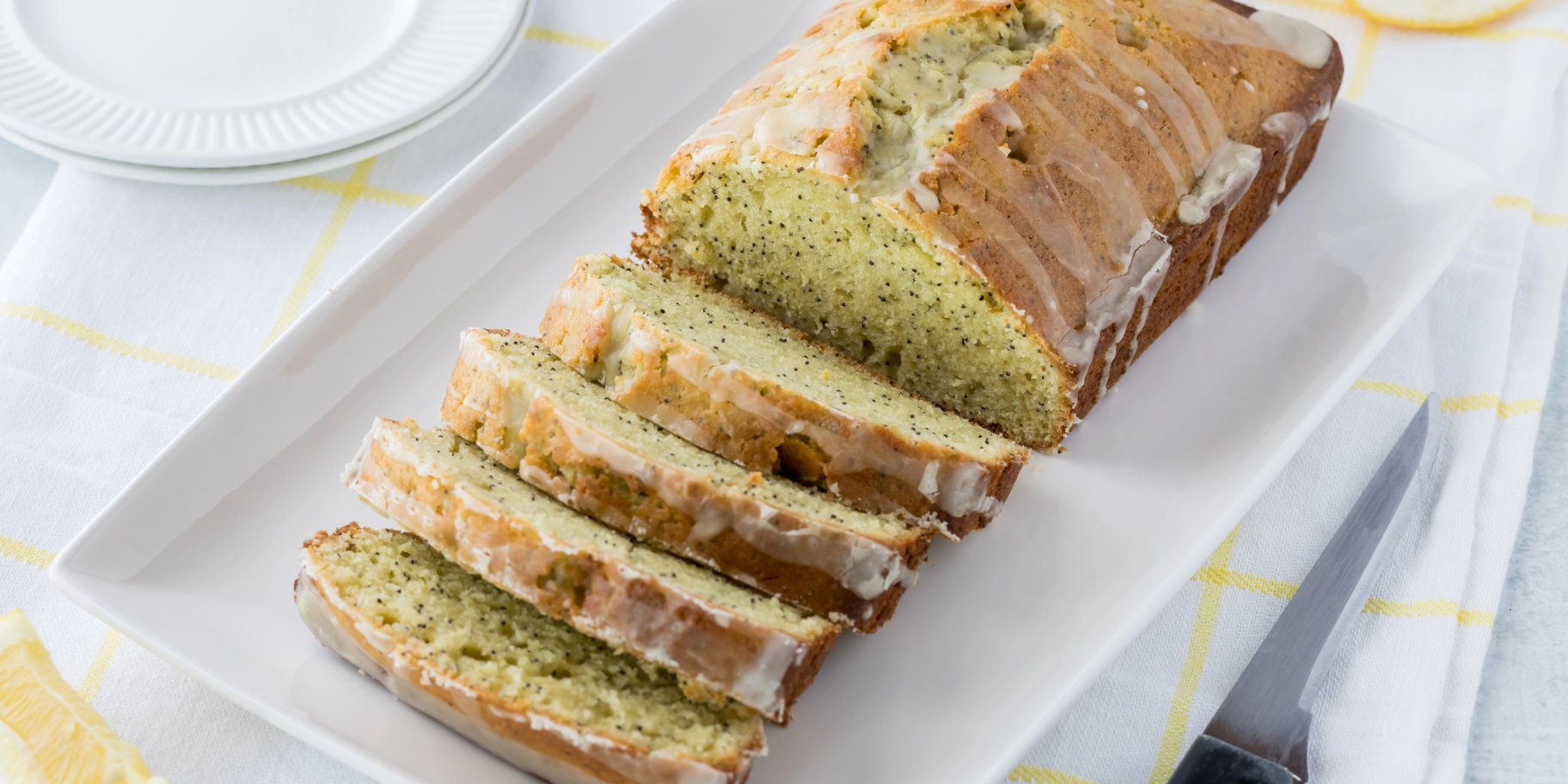 Лимонно-банановий хліб з маком