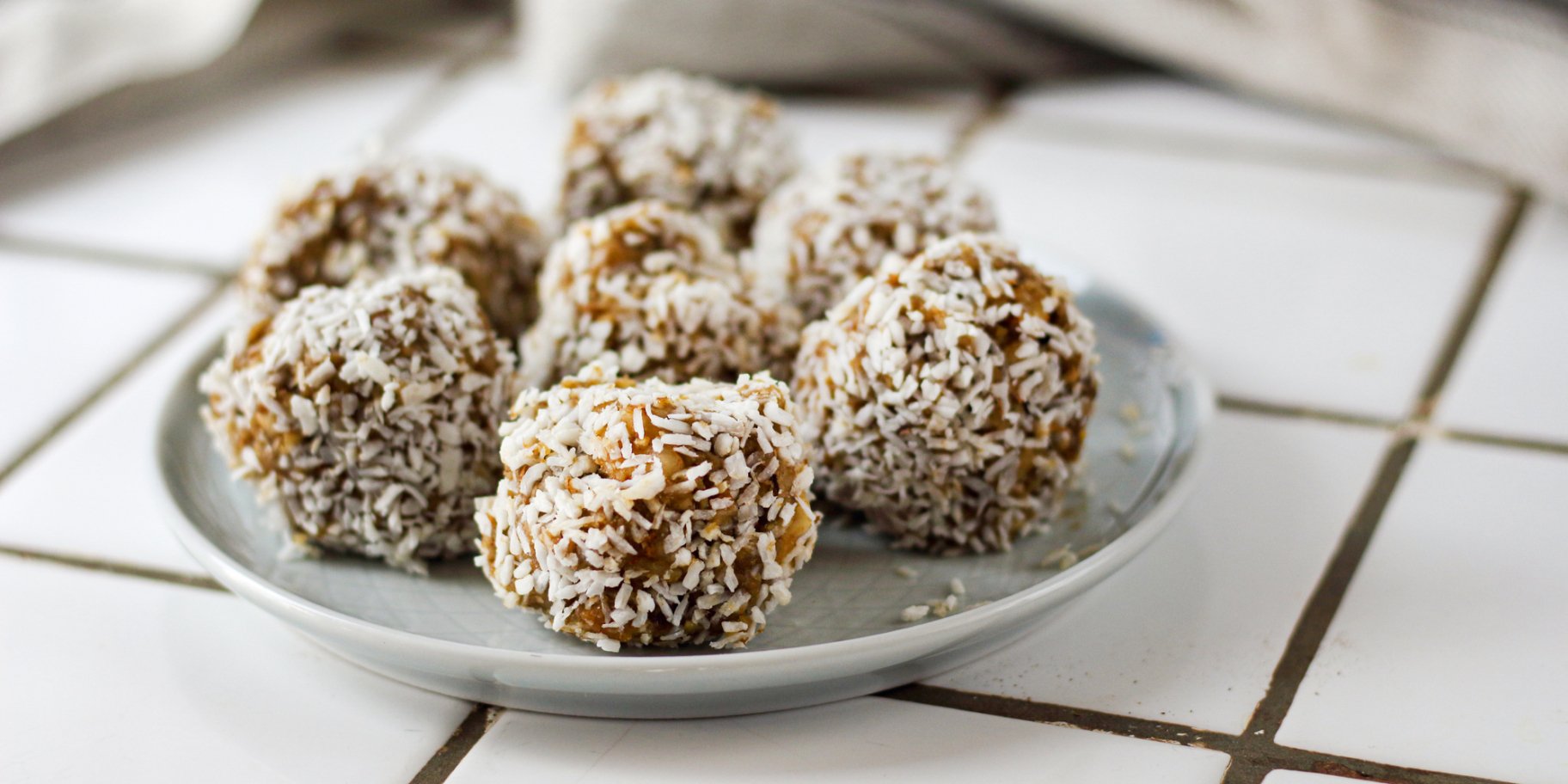 Полезные конфеты из трех ингредиентов без сахара и шоколада