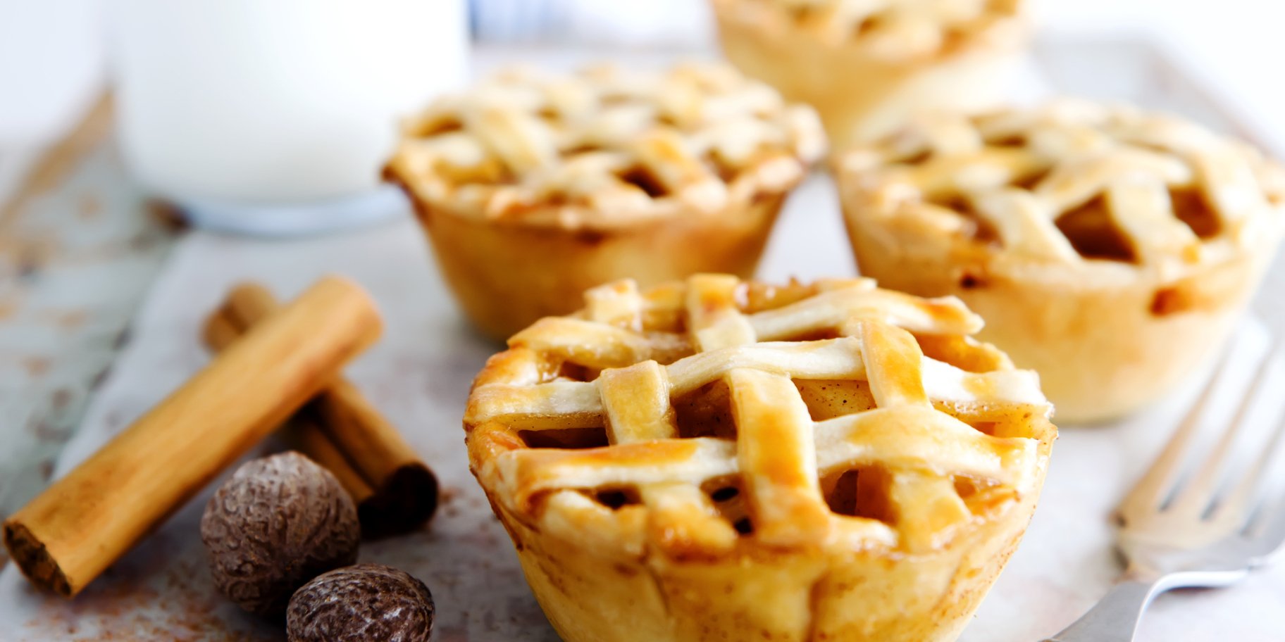 Солодкі кошики з сухофруктами