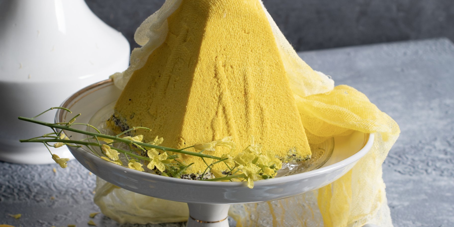 Сирна паска з обліпиховим соком