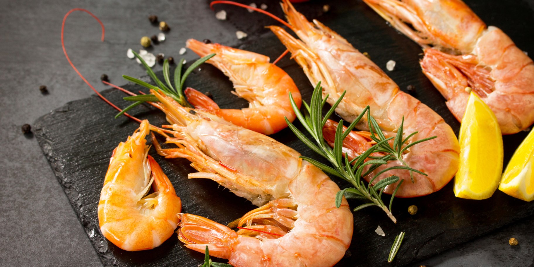 креветки с лимоном