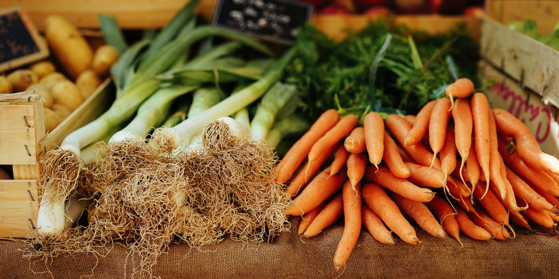 свежие овощи, растительное масло