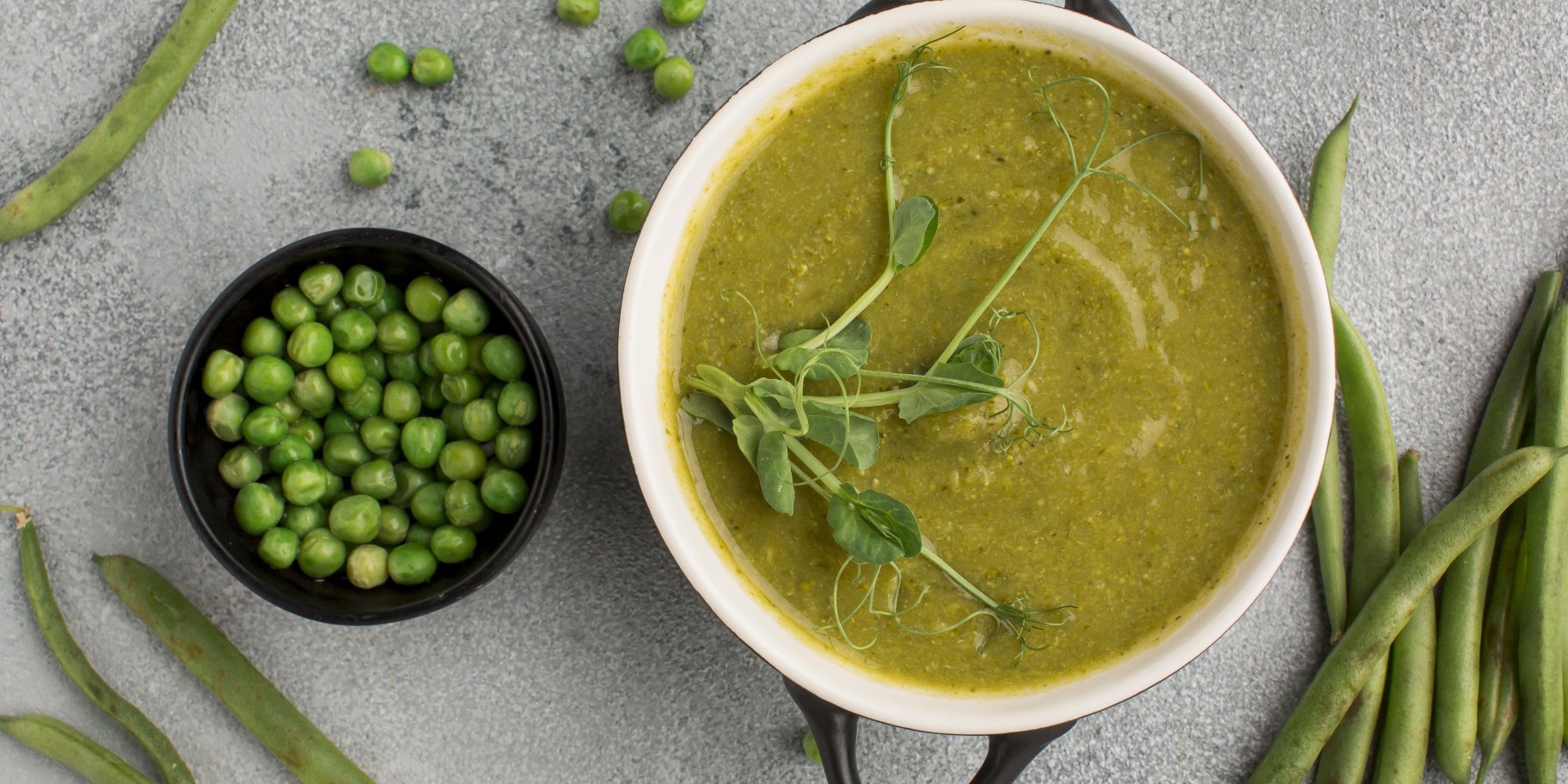Суп з зеленим горошком