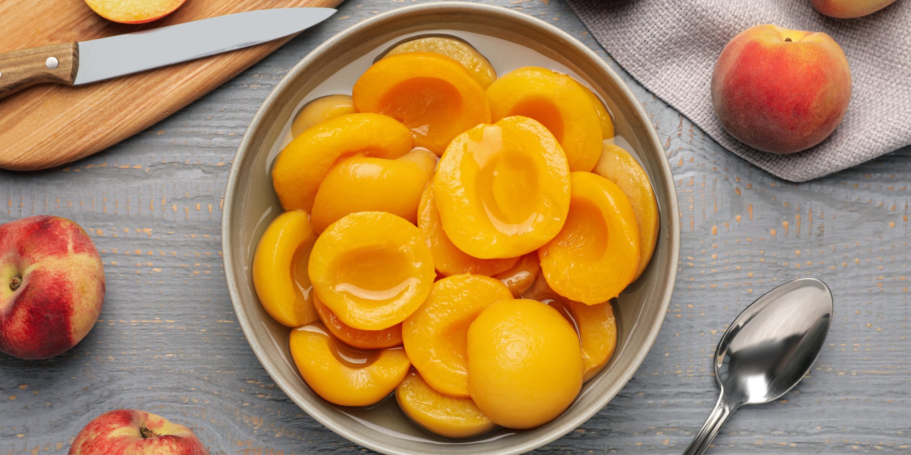 Персики в сиропі