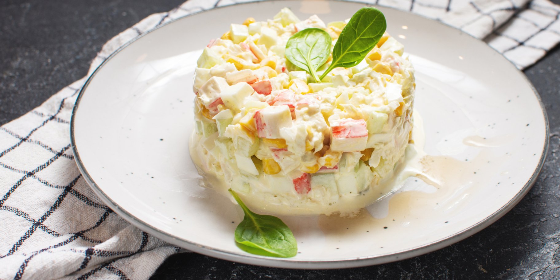 Яєчний салат з крабовими паличками