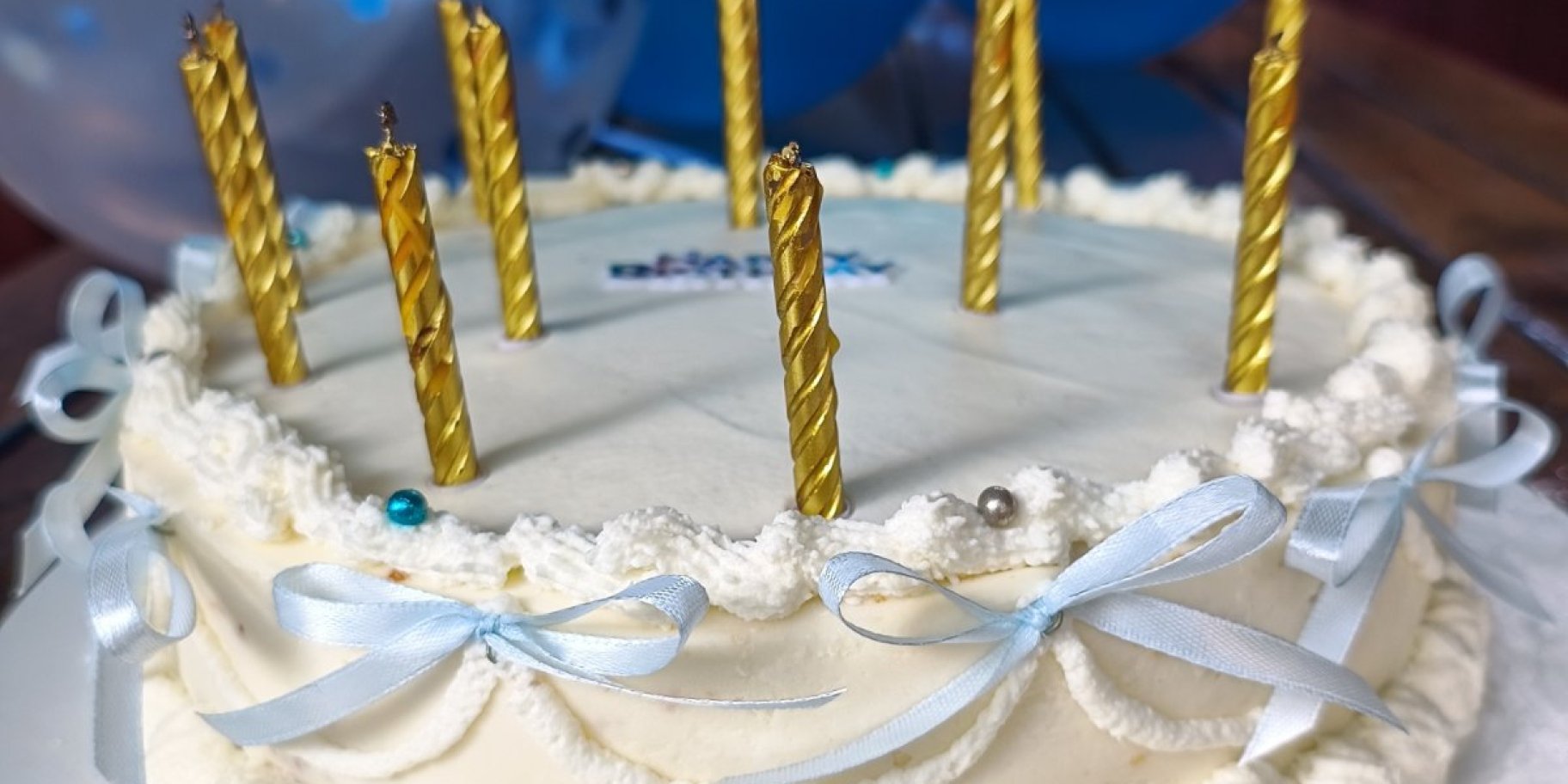 Бісквітний торт з крем-чізом