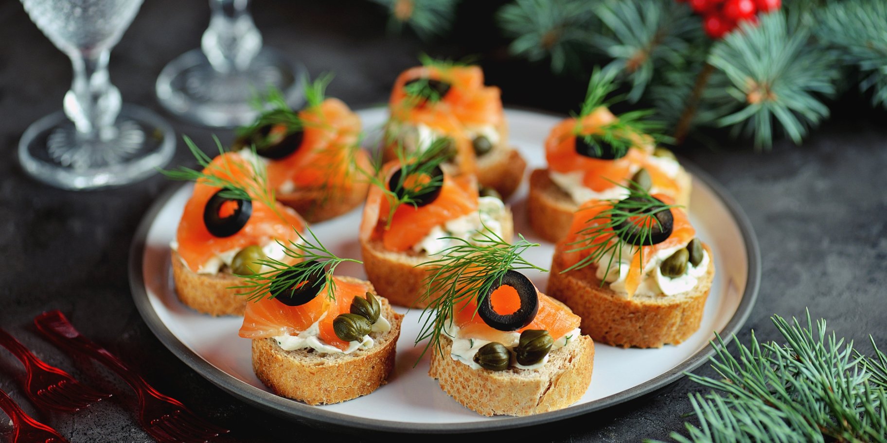 канапки з лососем