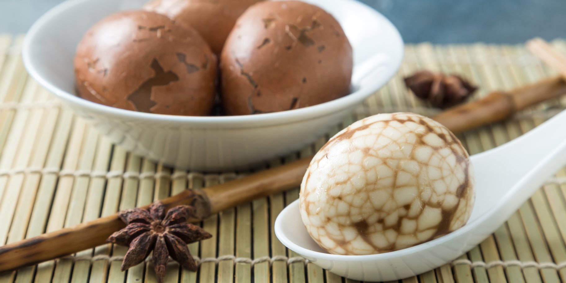 Мраморные яйца