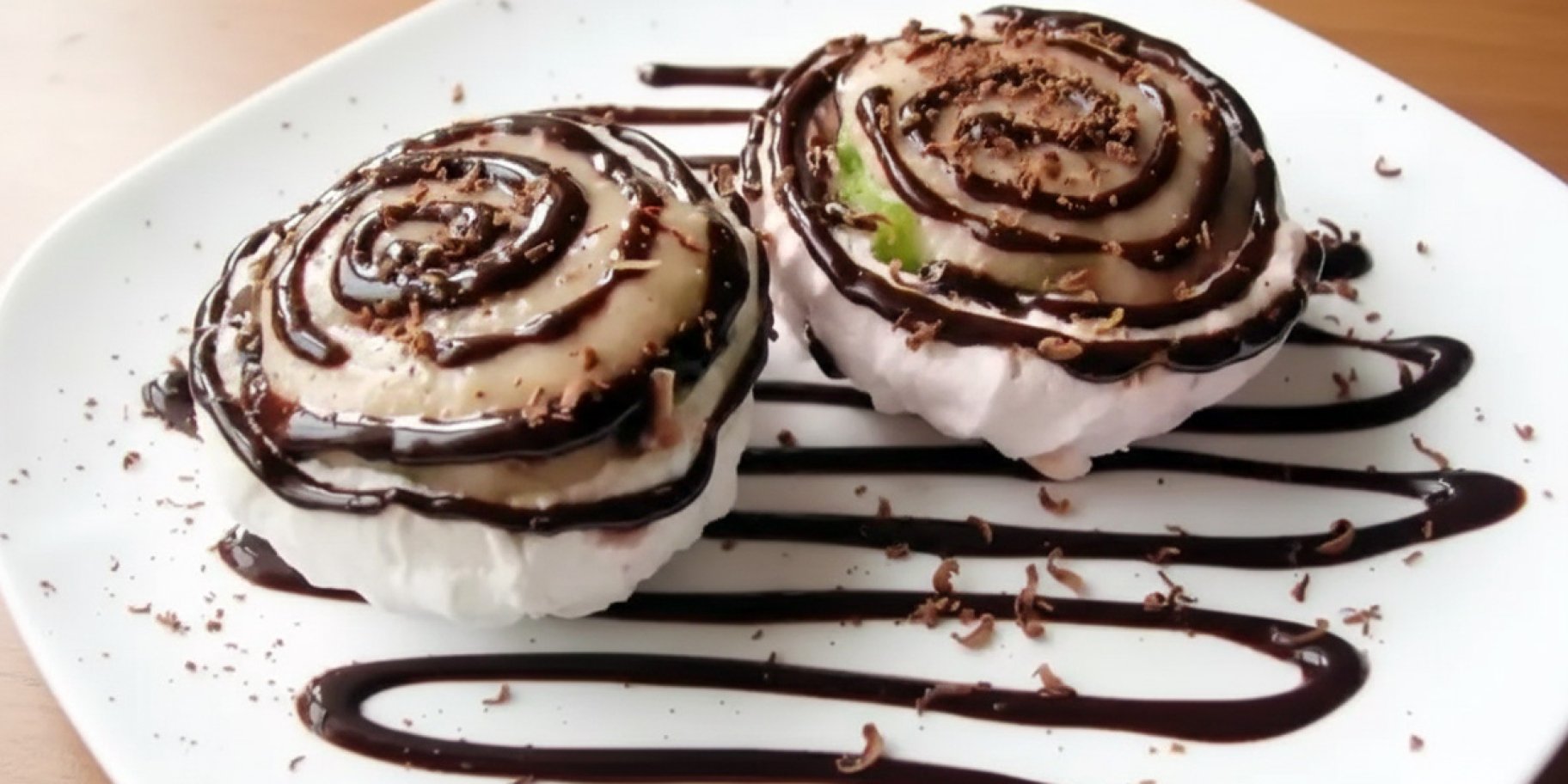 Десерт із зефіру і фруктів