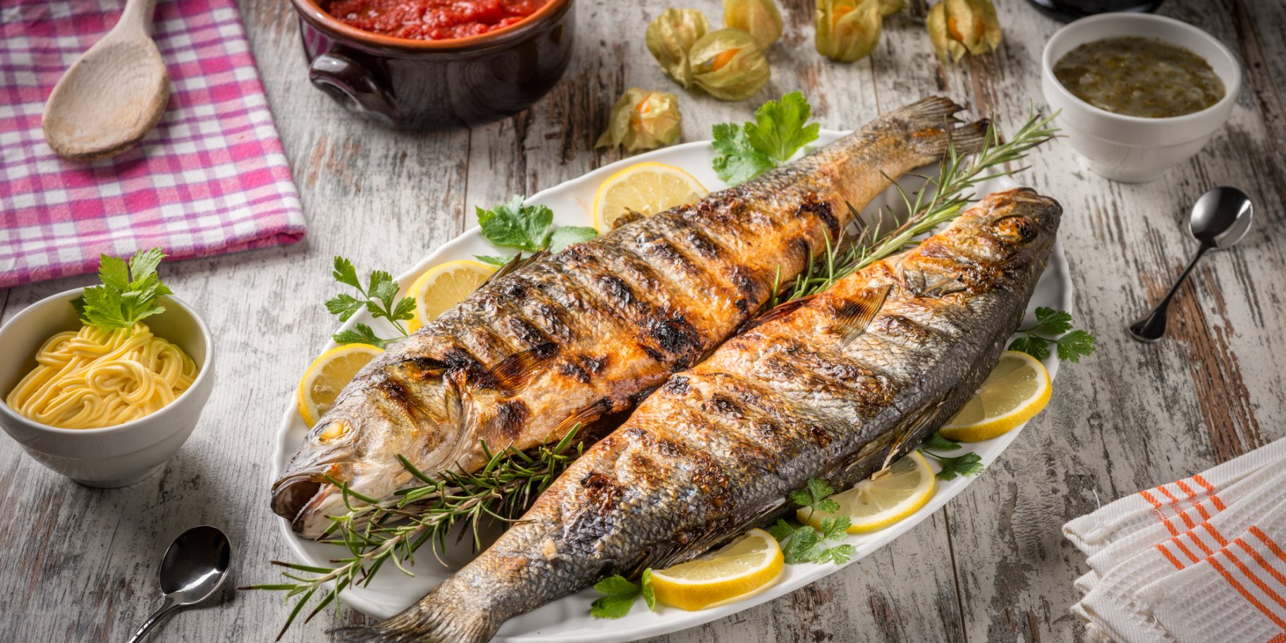 Окунь на гриле