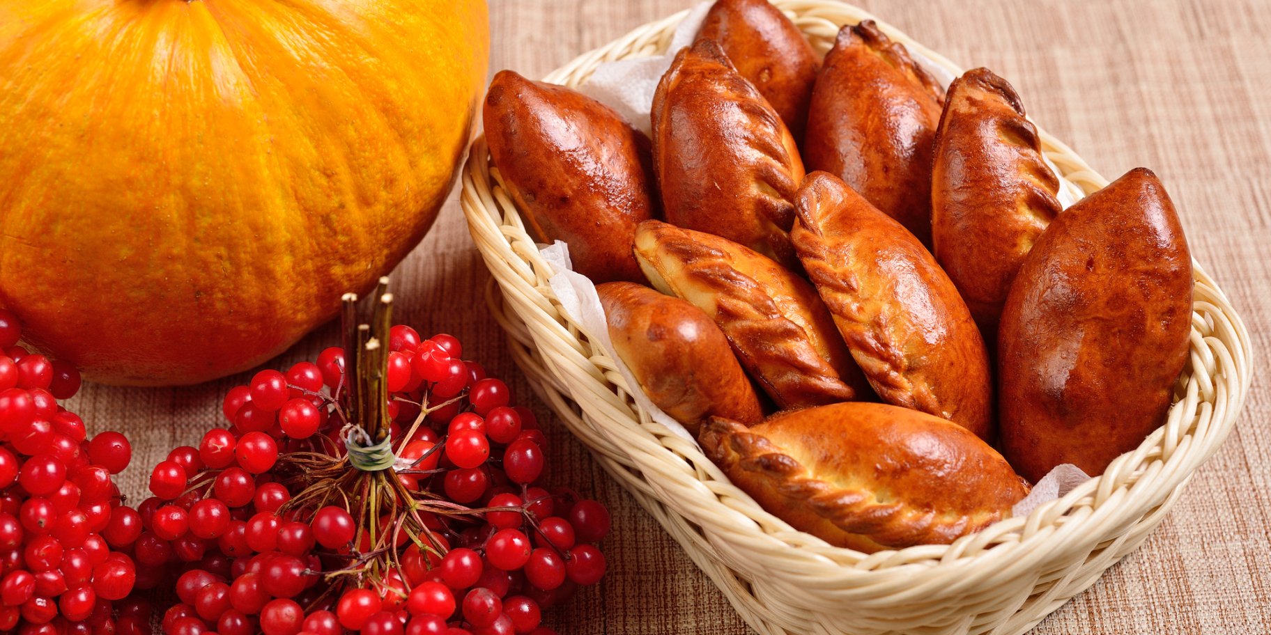 пиріжки з калиною