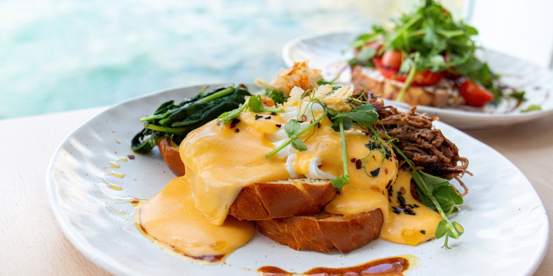 Яйця бенедикт по-кубинські