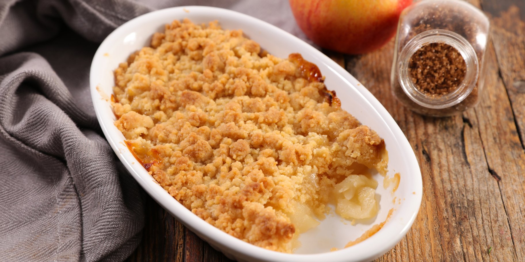 Постный яблочный десерт с клюквой