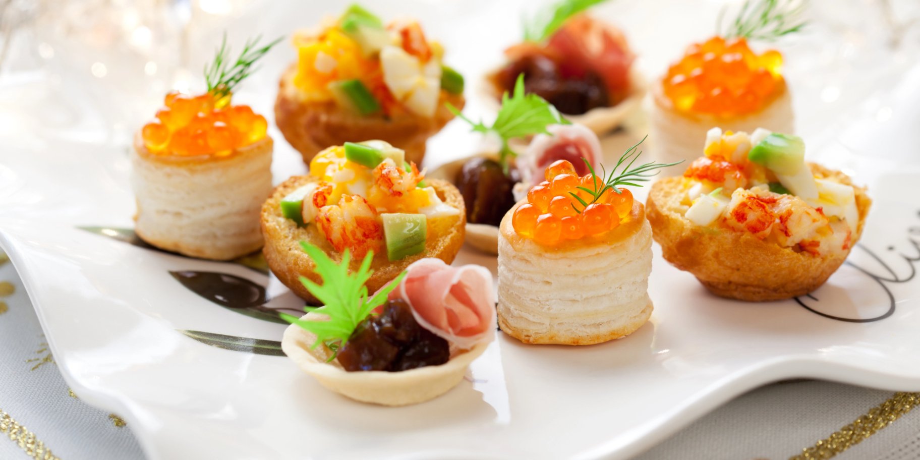 Закуски з червоною ікрою