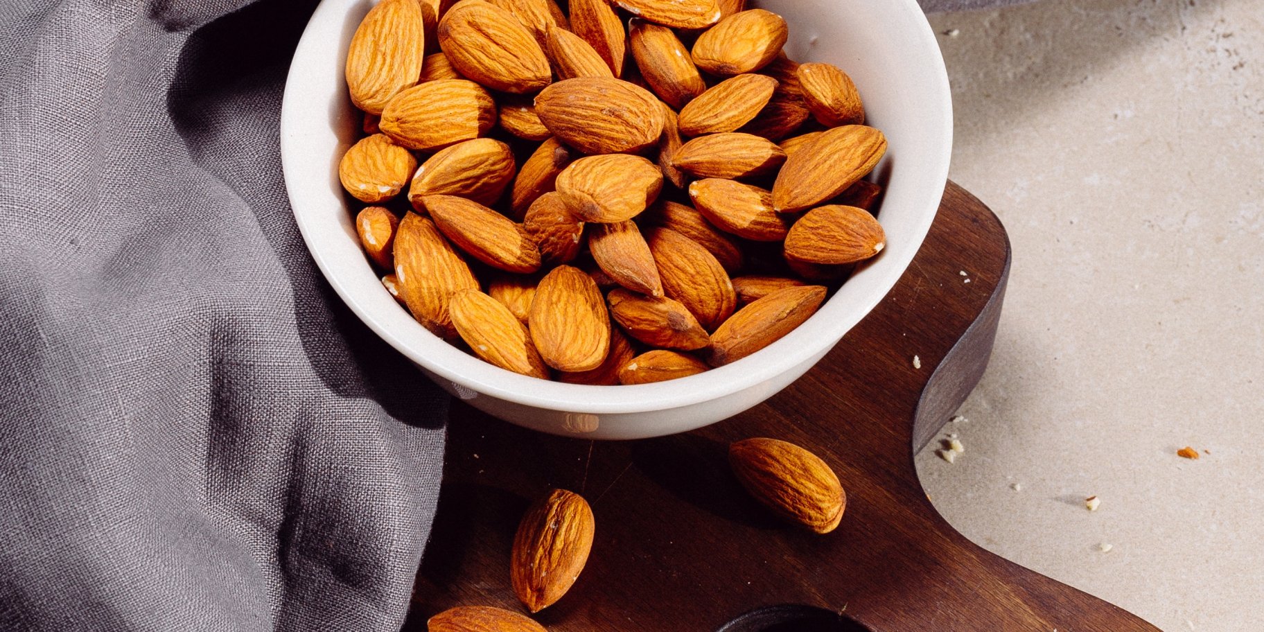 Орехи миндаль