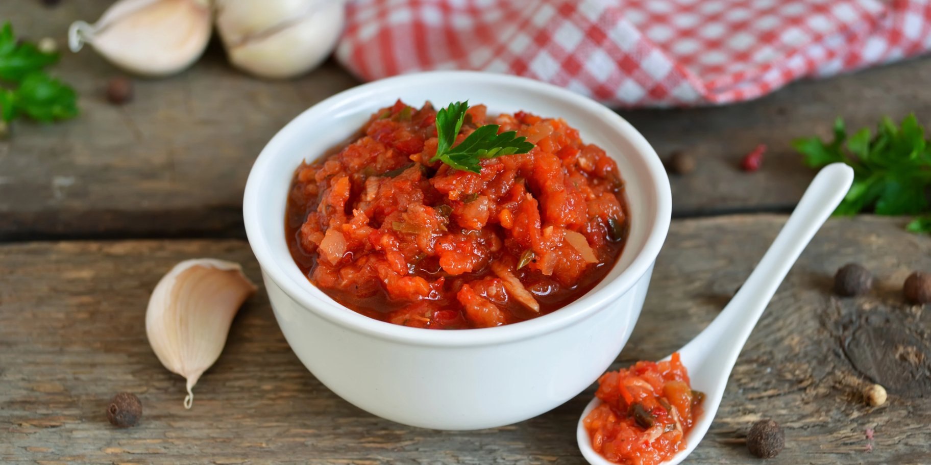 Сира аджика від Лізи Глінської