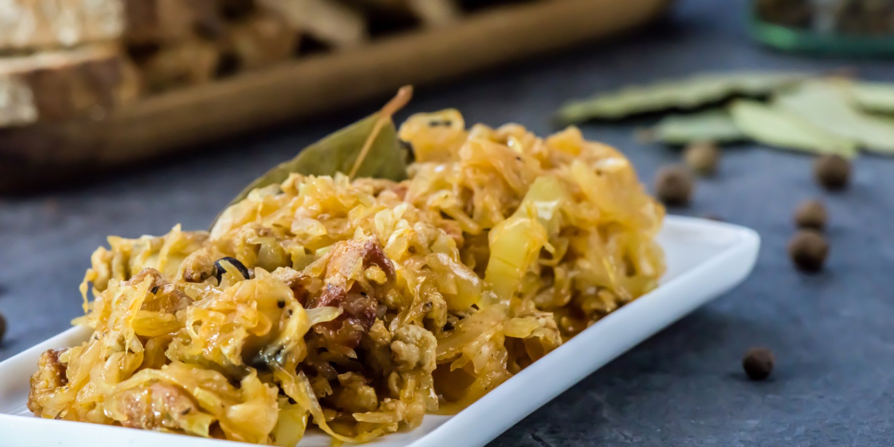 Тушеная капуста с фаршем