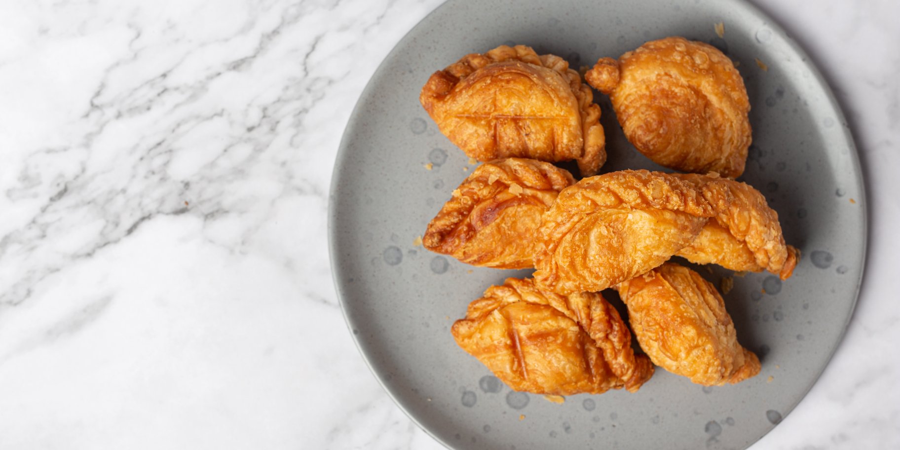 Пиріжки зі сливами