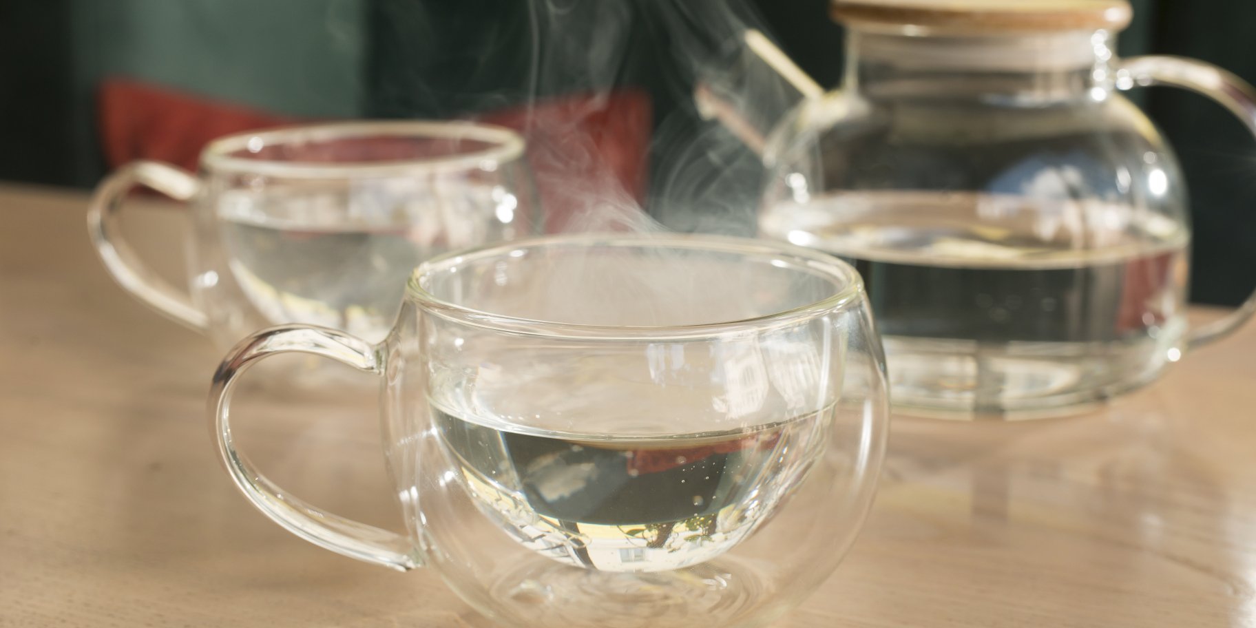 Навіщо п'ють теплу воду