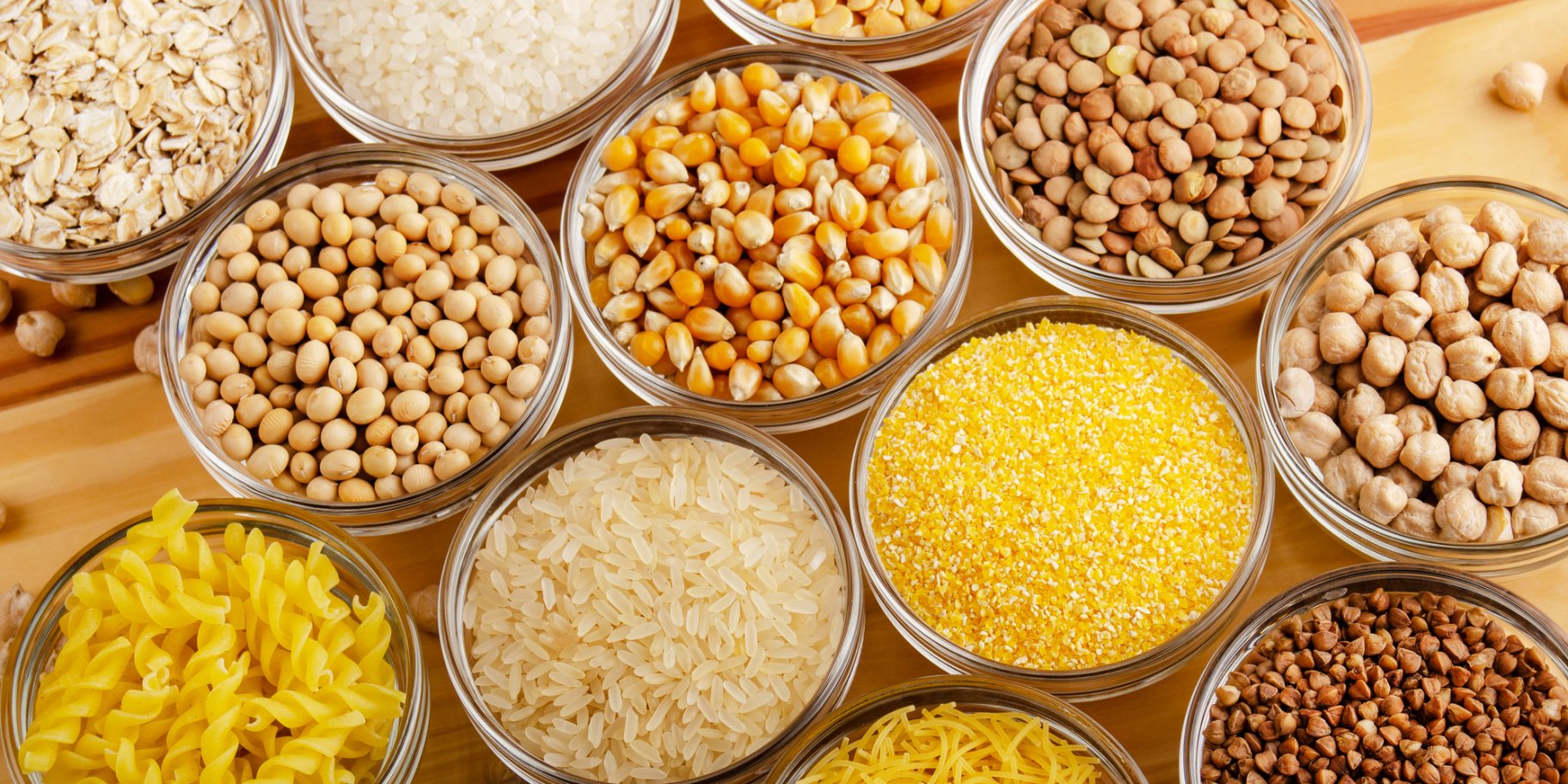 Крупа, макарони, нут, рис, гречка, продукти тривалого зберігання