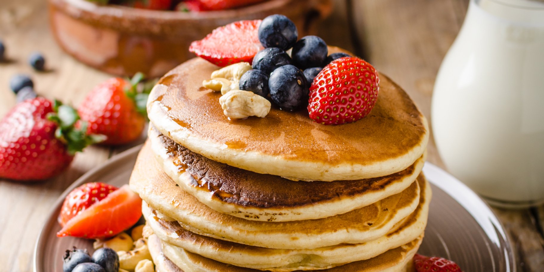 Оладки на рисовому молоці з ягодами