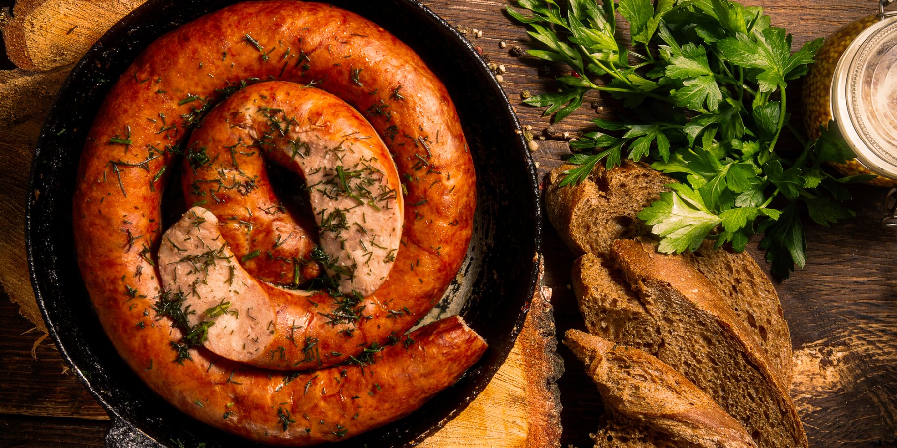 Великодня ковбаса зі свинини