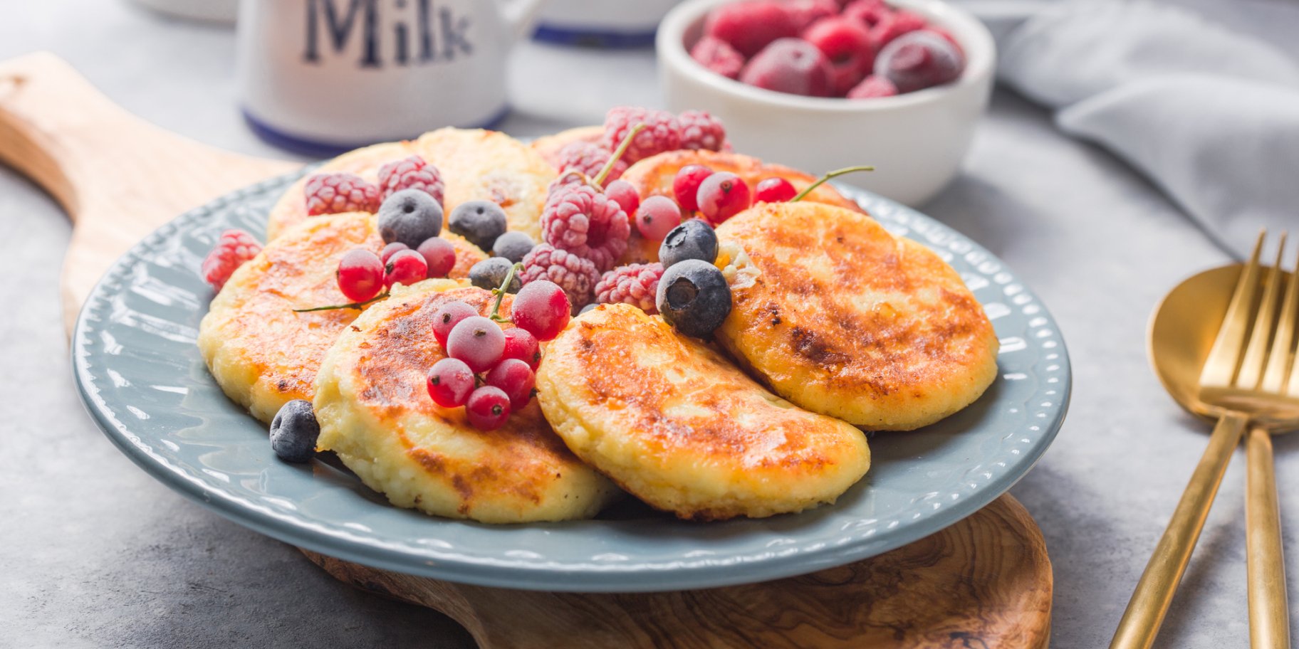 сирники з ягодами