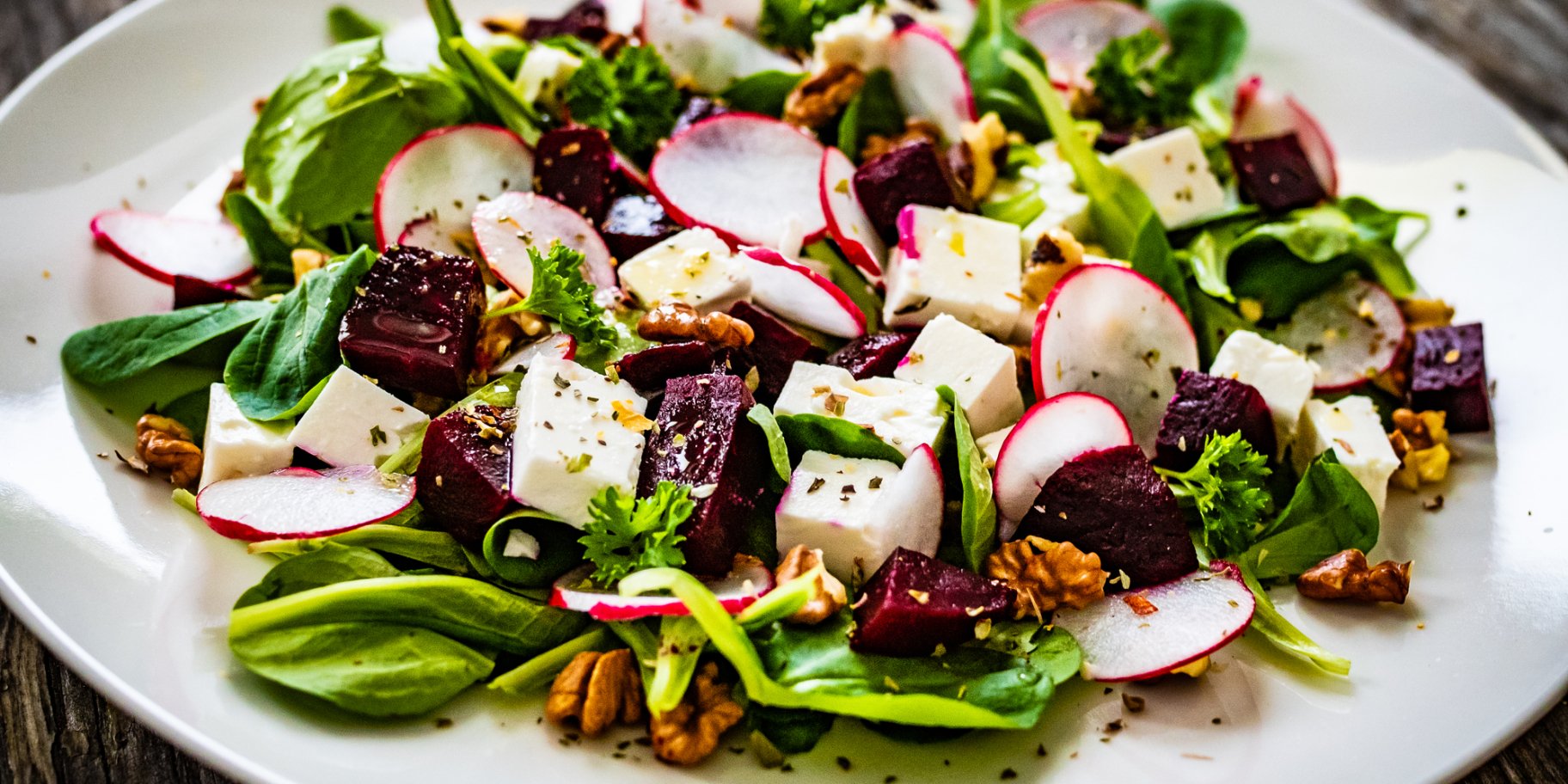 Салат з буряком і редискою