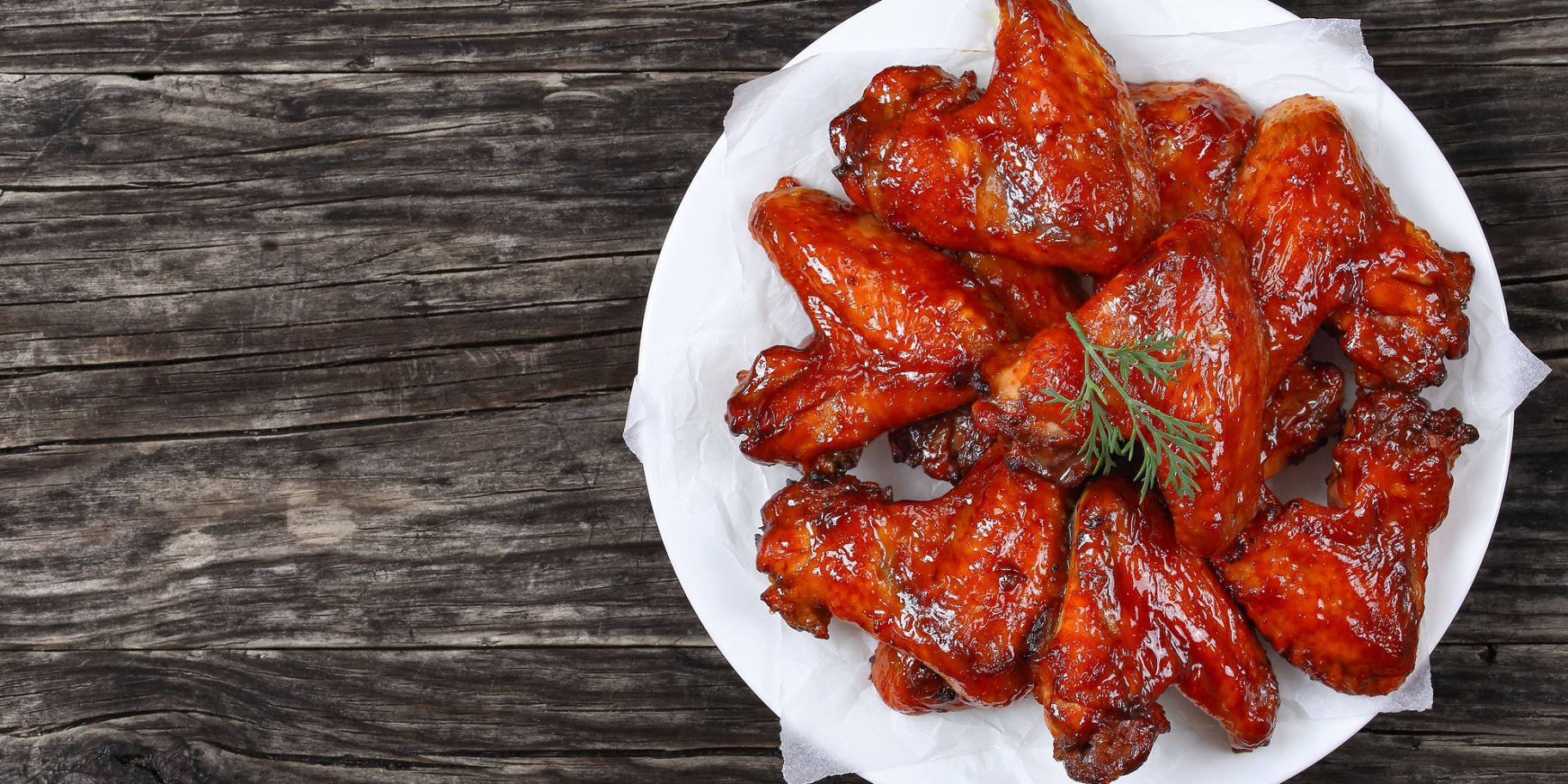 Курячі крильця в томатному соусі