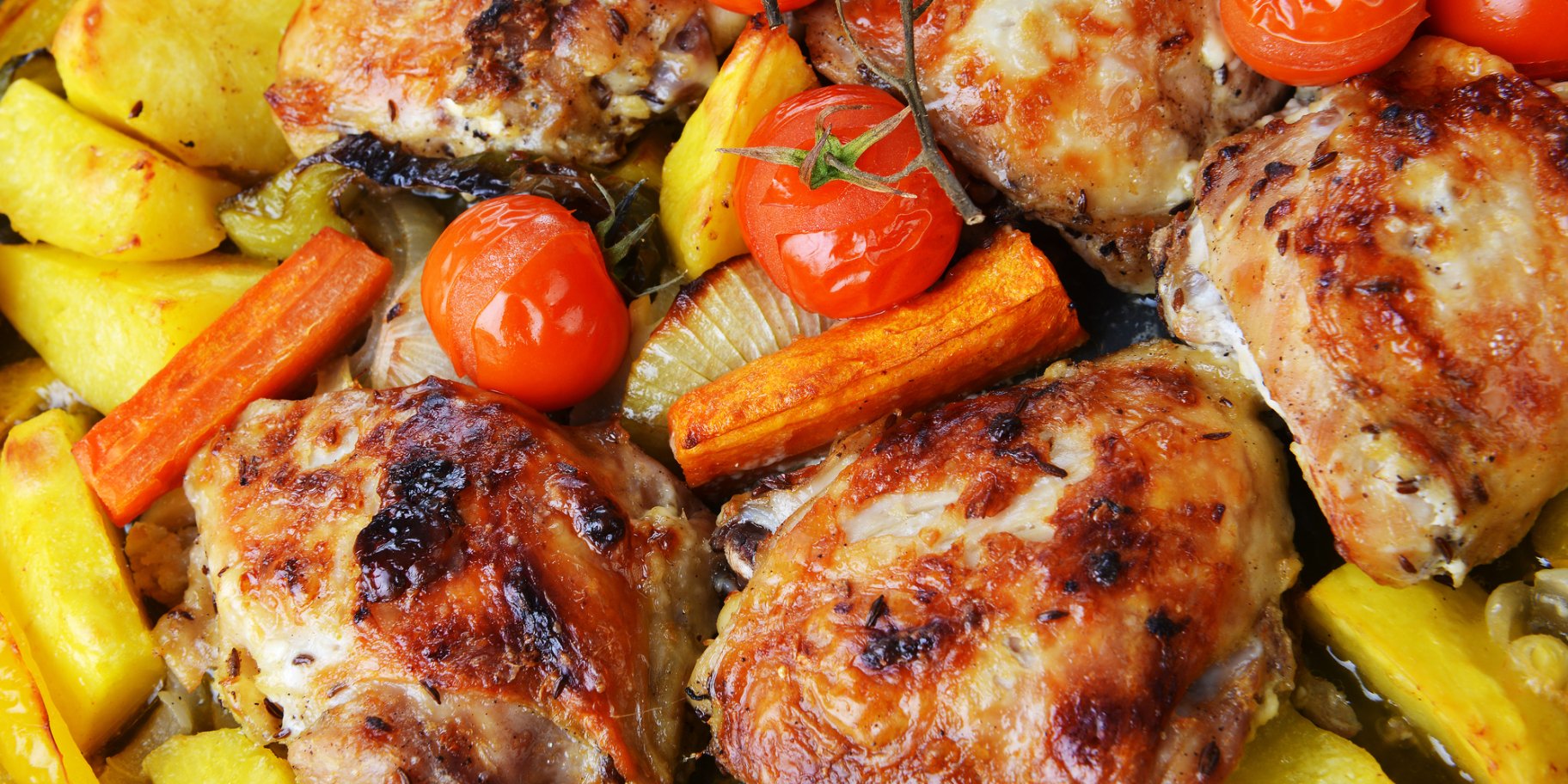 Курятина з весняними овочами