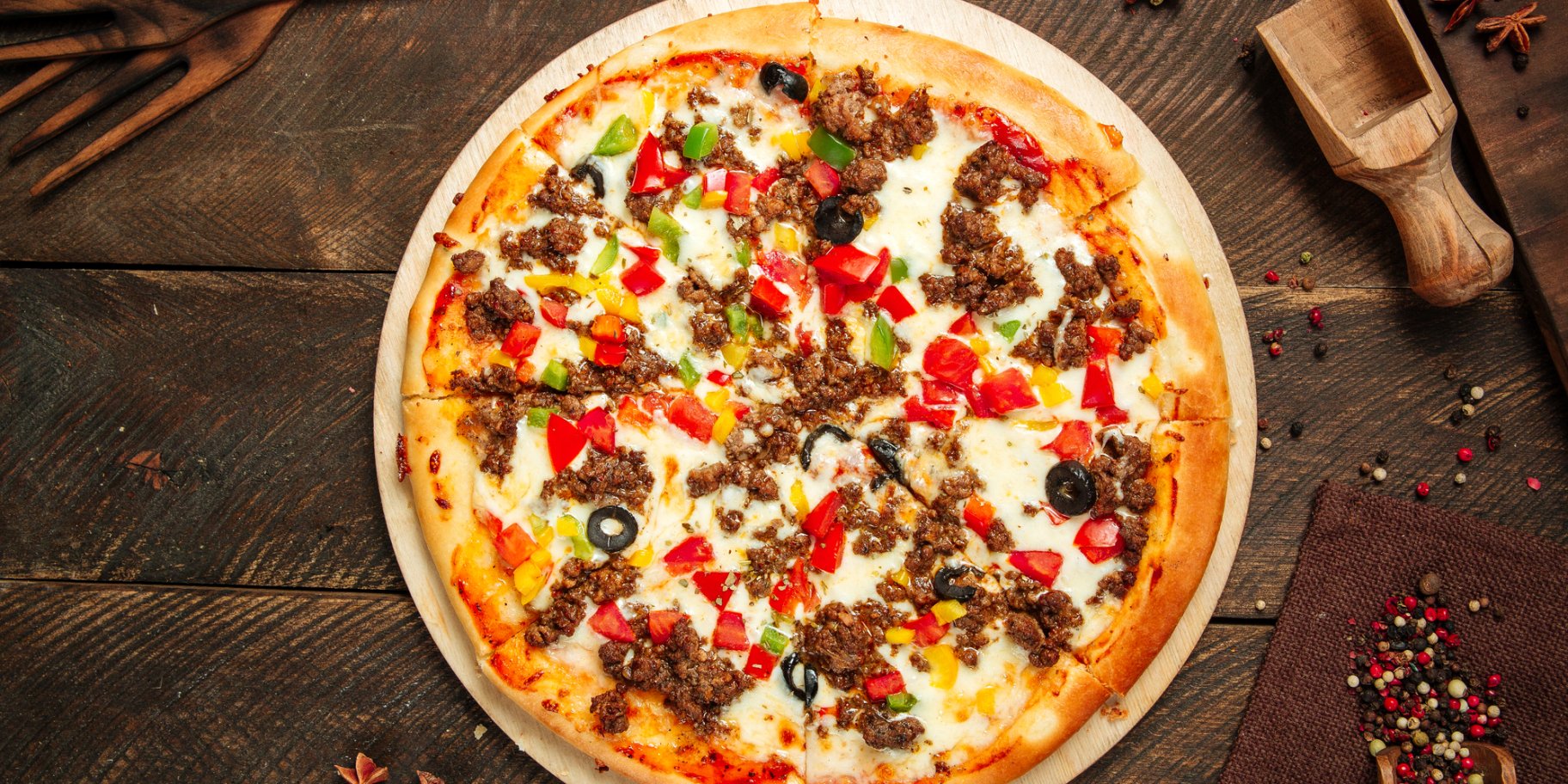 піца с фаршем по-турецьки