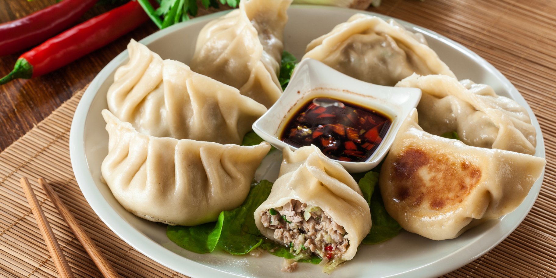 Дамплінги з м'ясом і капустою