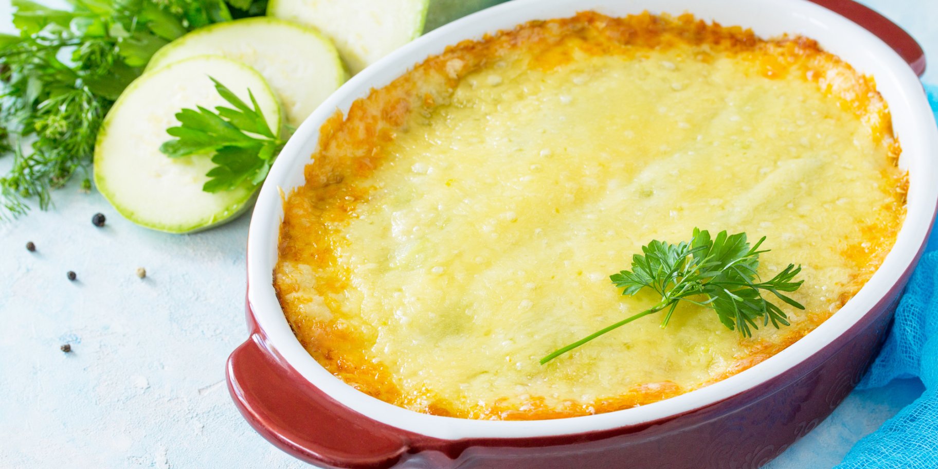 Запеканка из кабачков, картофеля и фарша