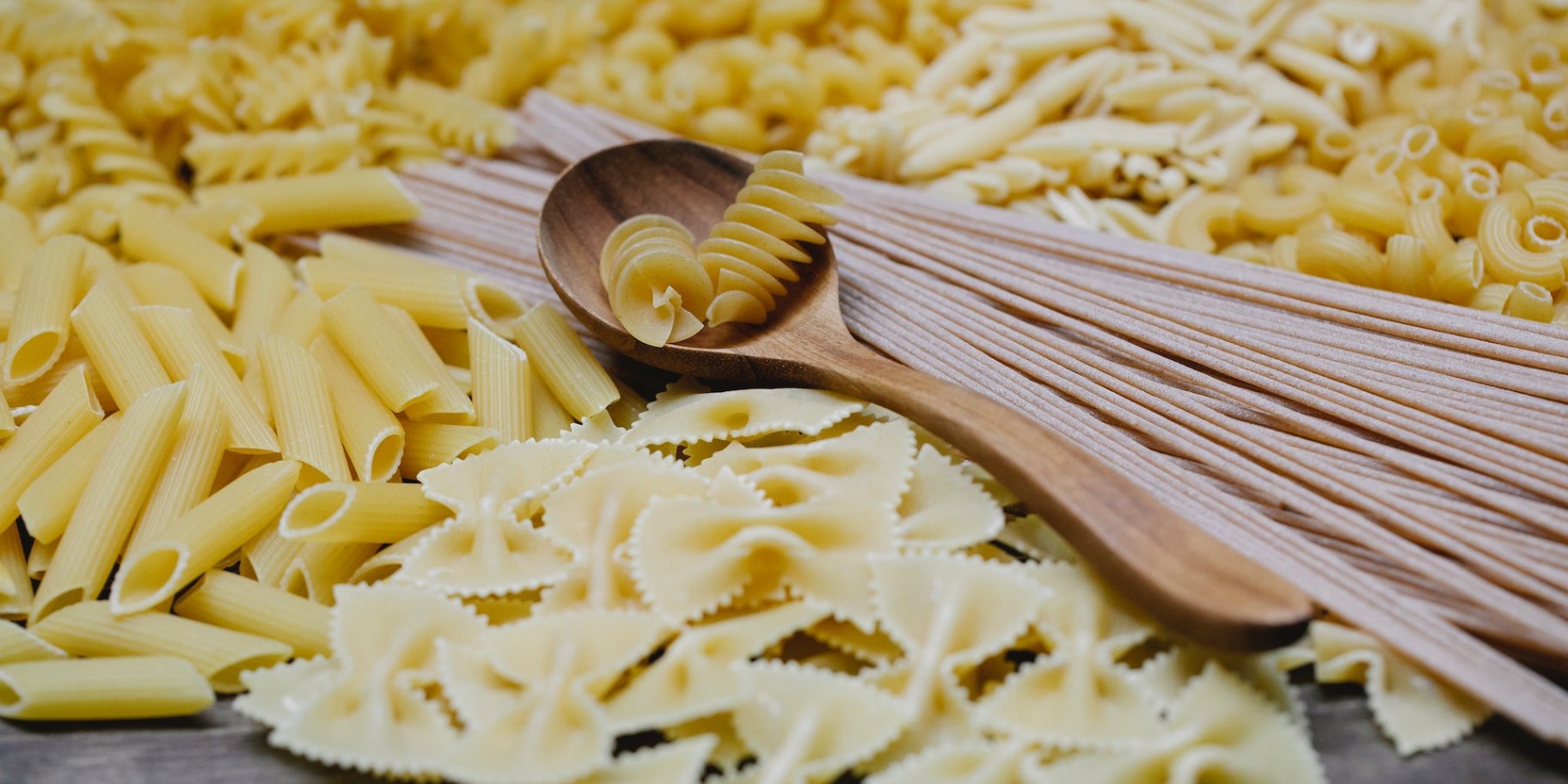 Різні види макаронів