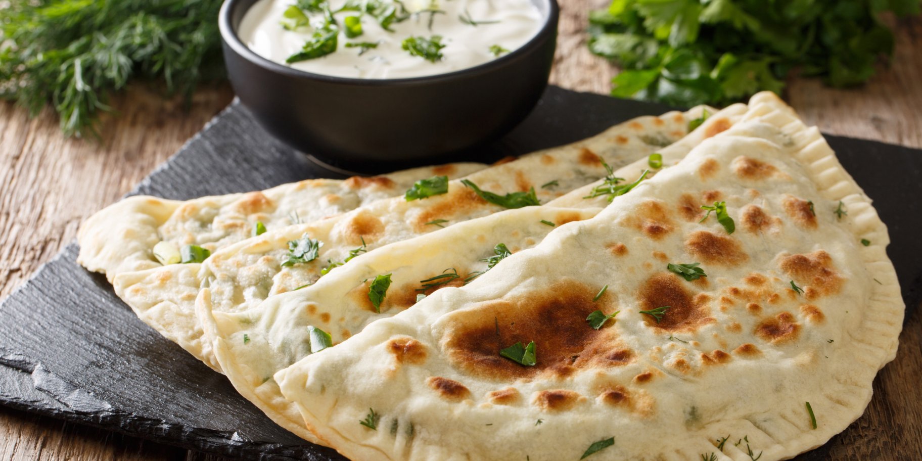 Кутабы с зеленью